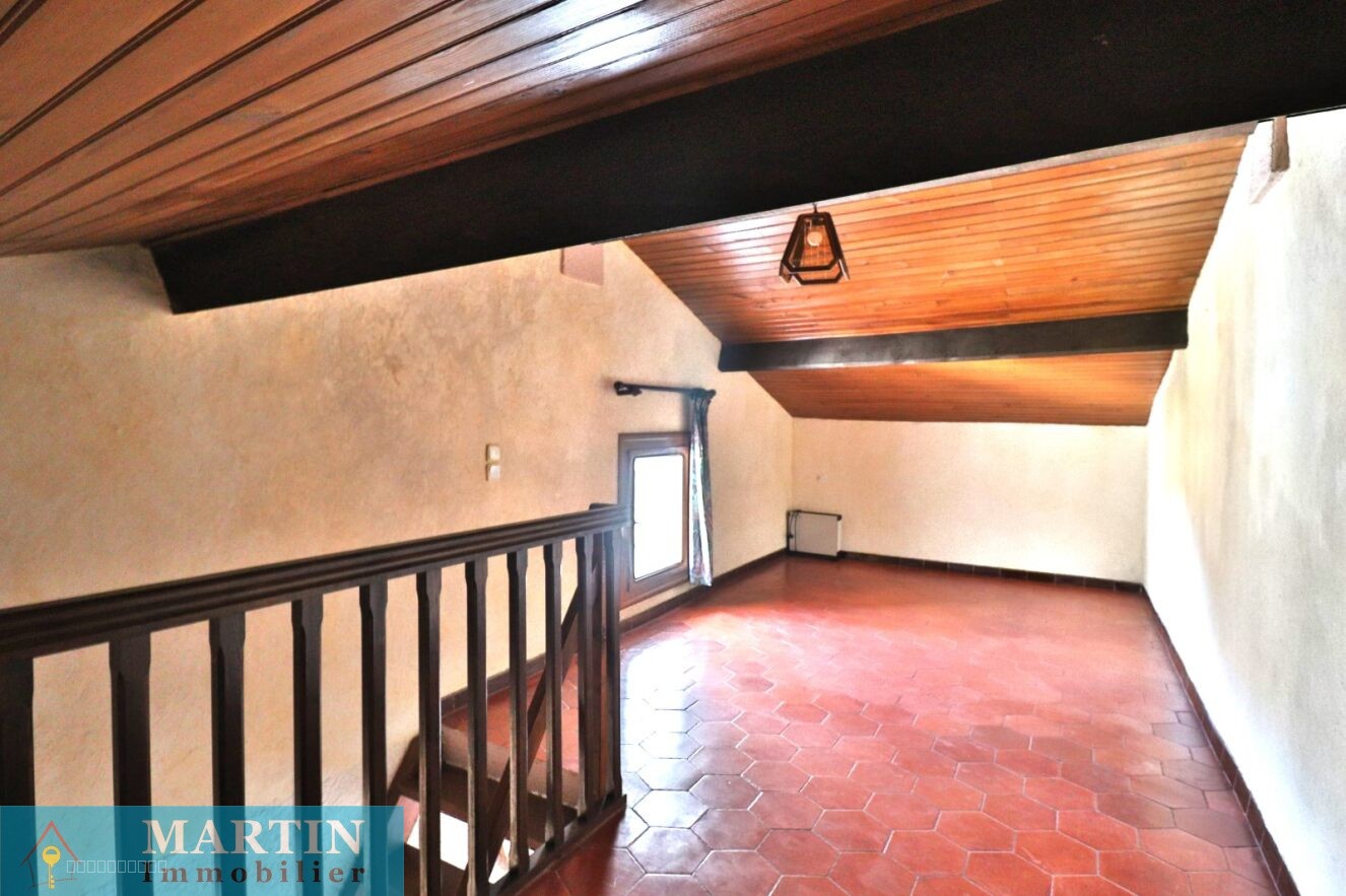 MAISON DE VILLAGE AVEC JARDIN ET TERRASSE — photo 10