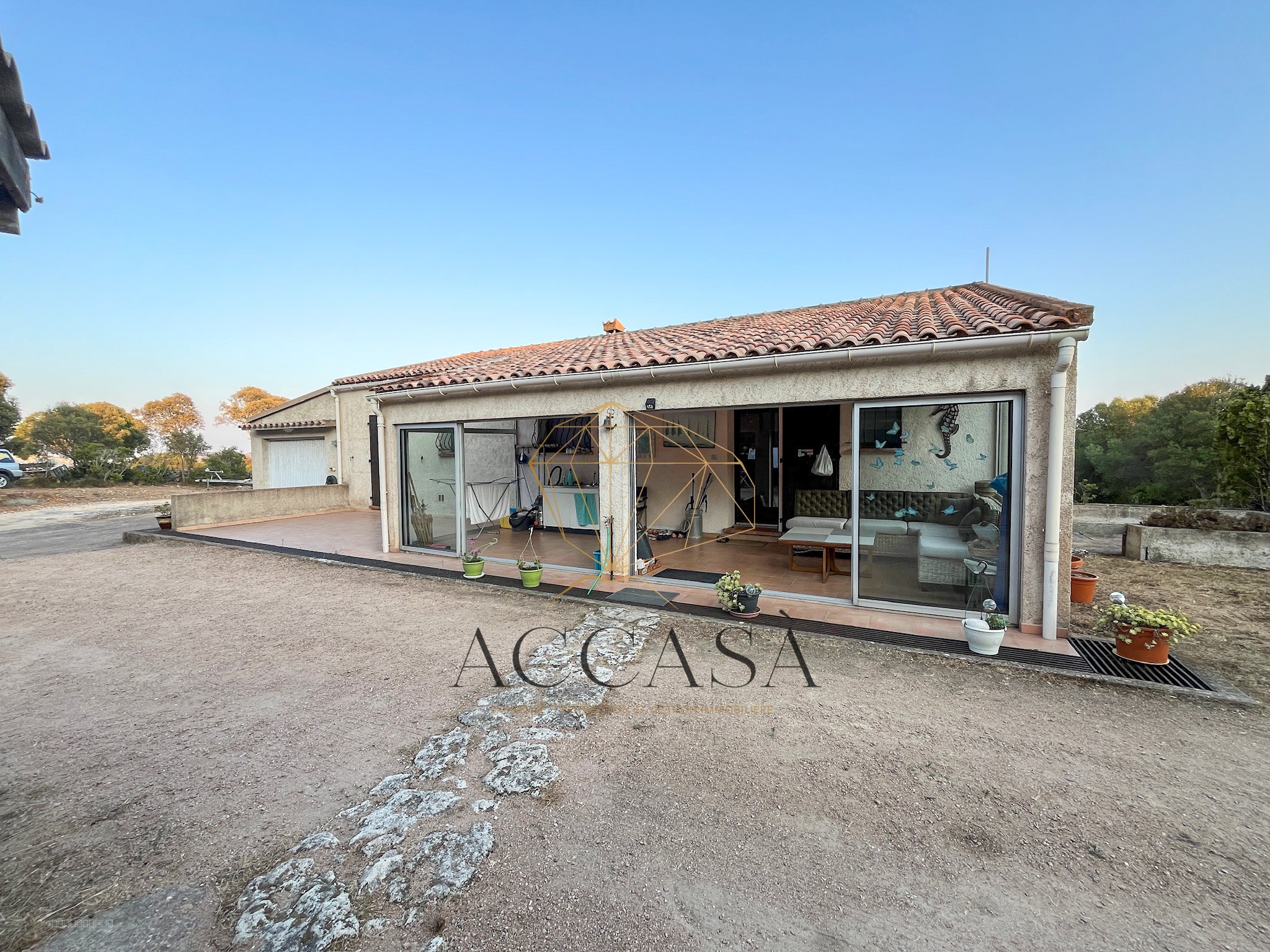 Propriété au calme avec grand terrain constructible à 5 min de la plage de Canetto — photo 6