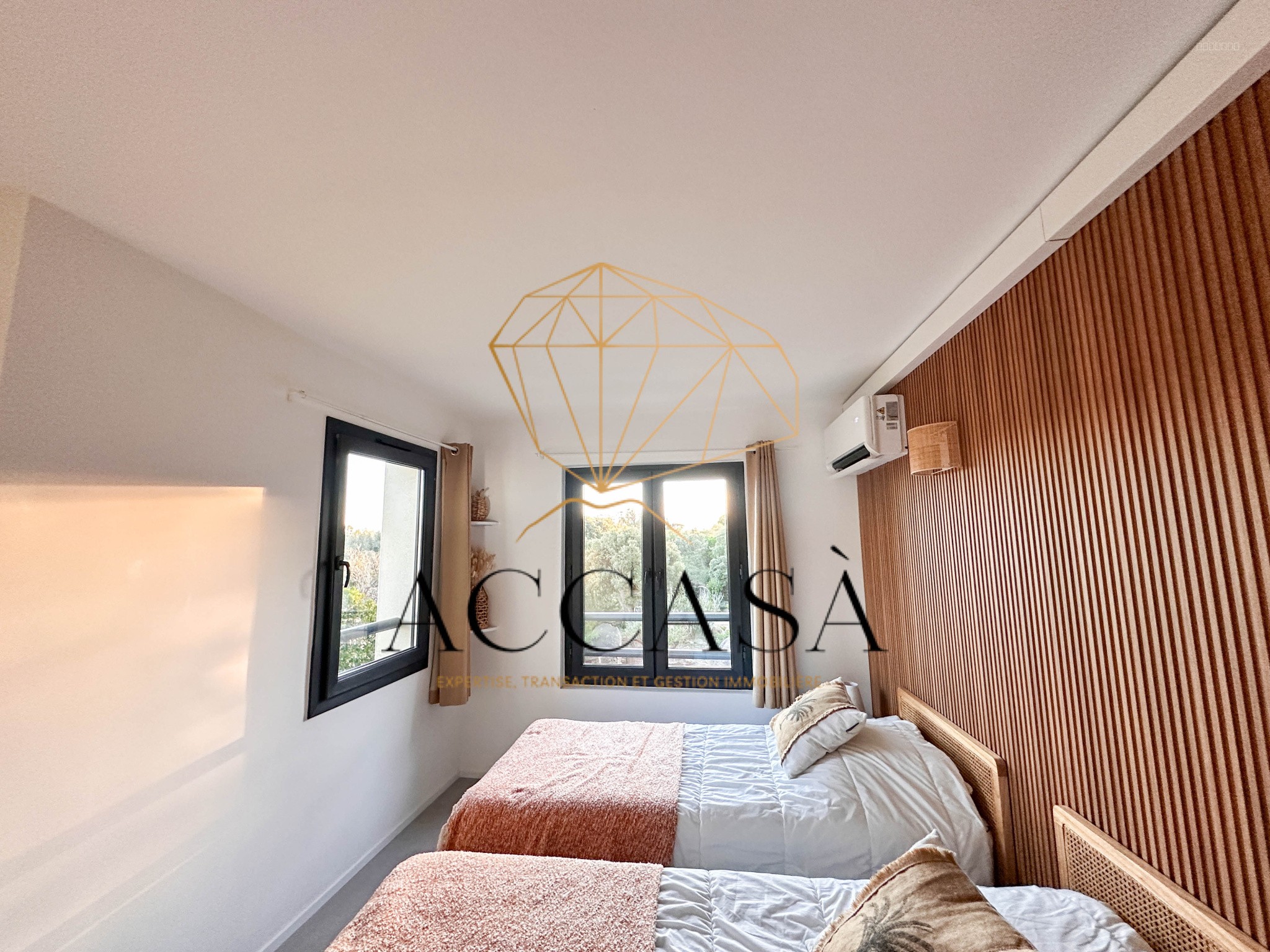 Appartement T3 pieds dans l’eau avec vue mer à Pianottoli-Caldarello — photo 11