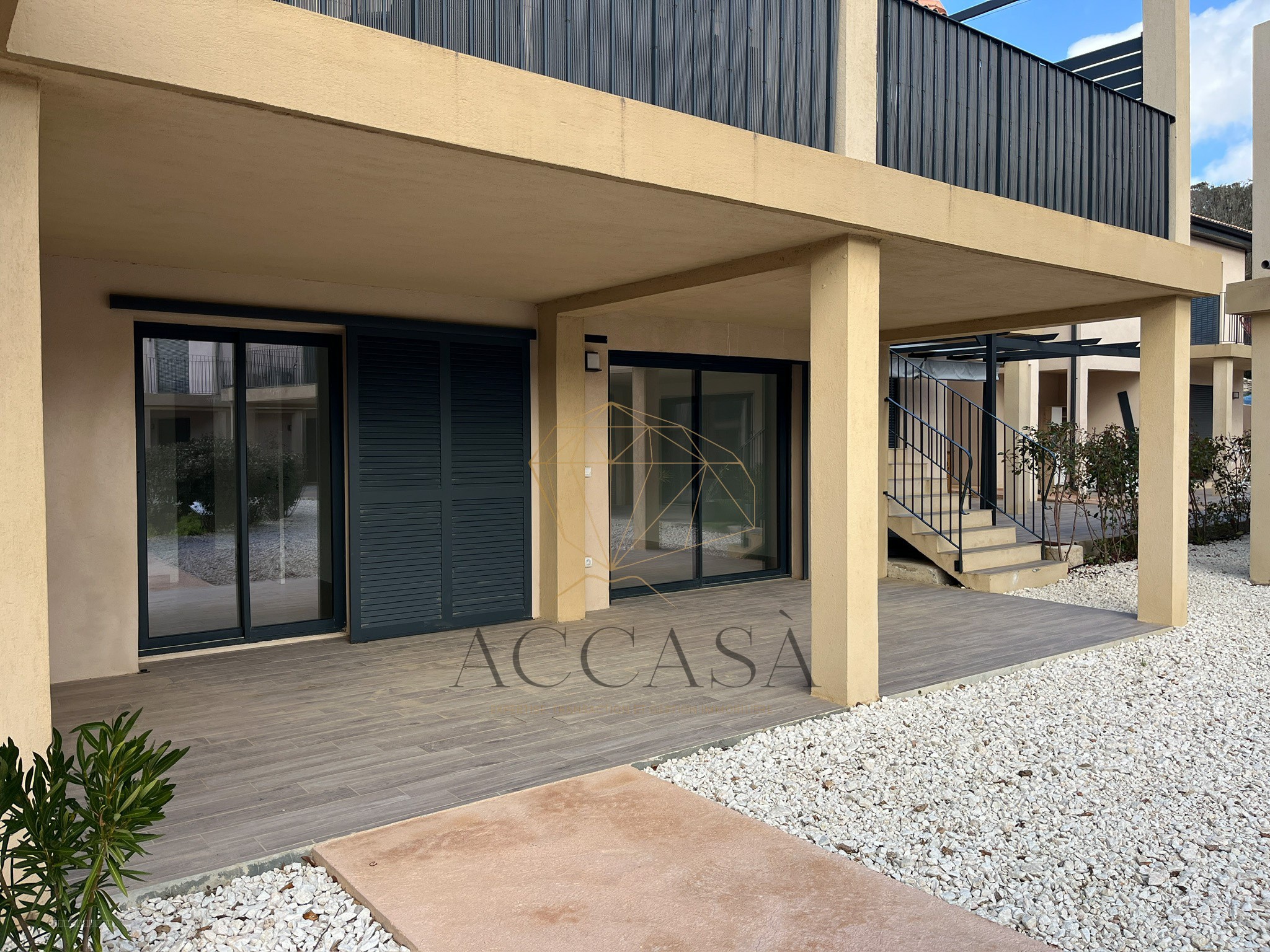 À vendre   Appartement 2 pièces avec terrasse et parking à Bonifacio — photo 12