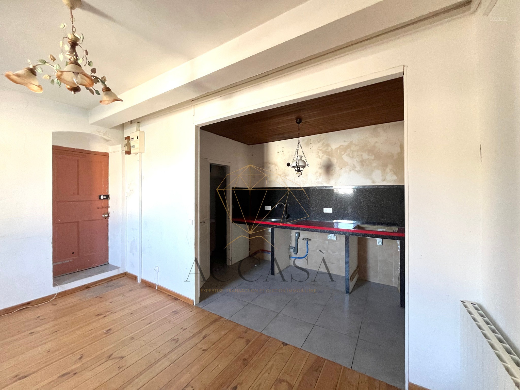 Appartement sur le port de Bonifacio dans un bel immeuble avec copropriété — photo 3