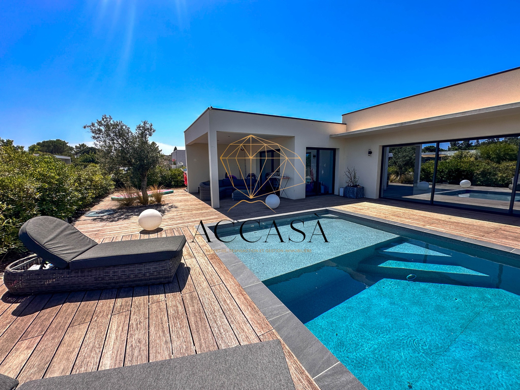 Belle villa avec piscine, proche des plages de Cala Rossa et St Cyprien — photo 14