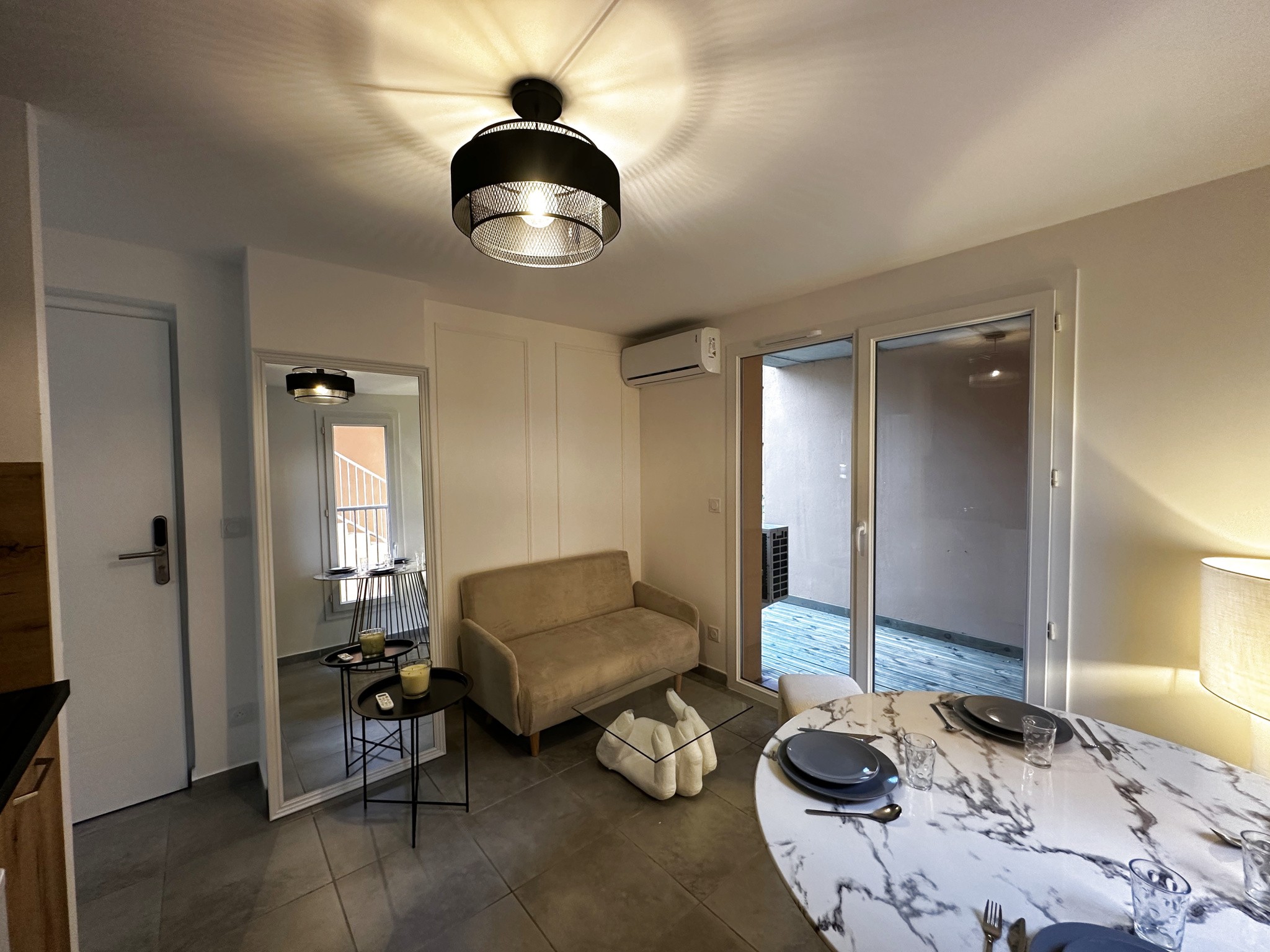 Bel appartement T2 rénové à neuf dans copropriété proche de la plage — photo 4