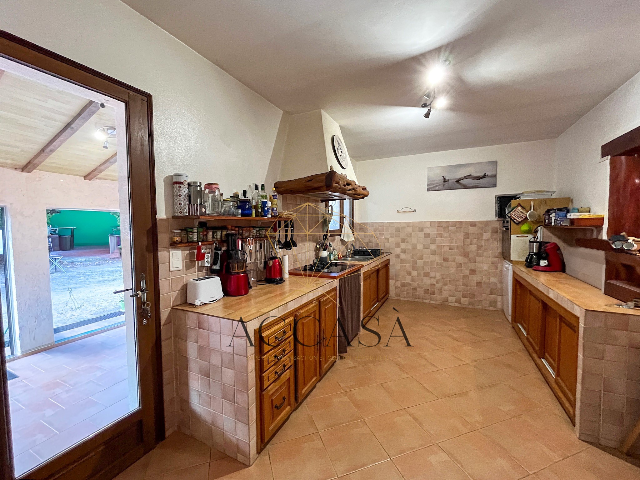 Propriété au calme avec grand terrain constructible à 5 min de la plage de Canetto — photo 17