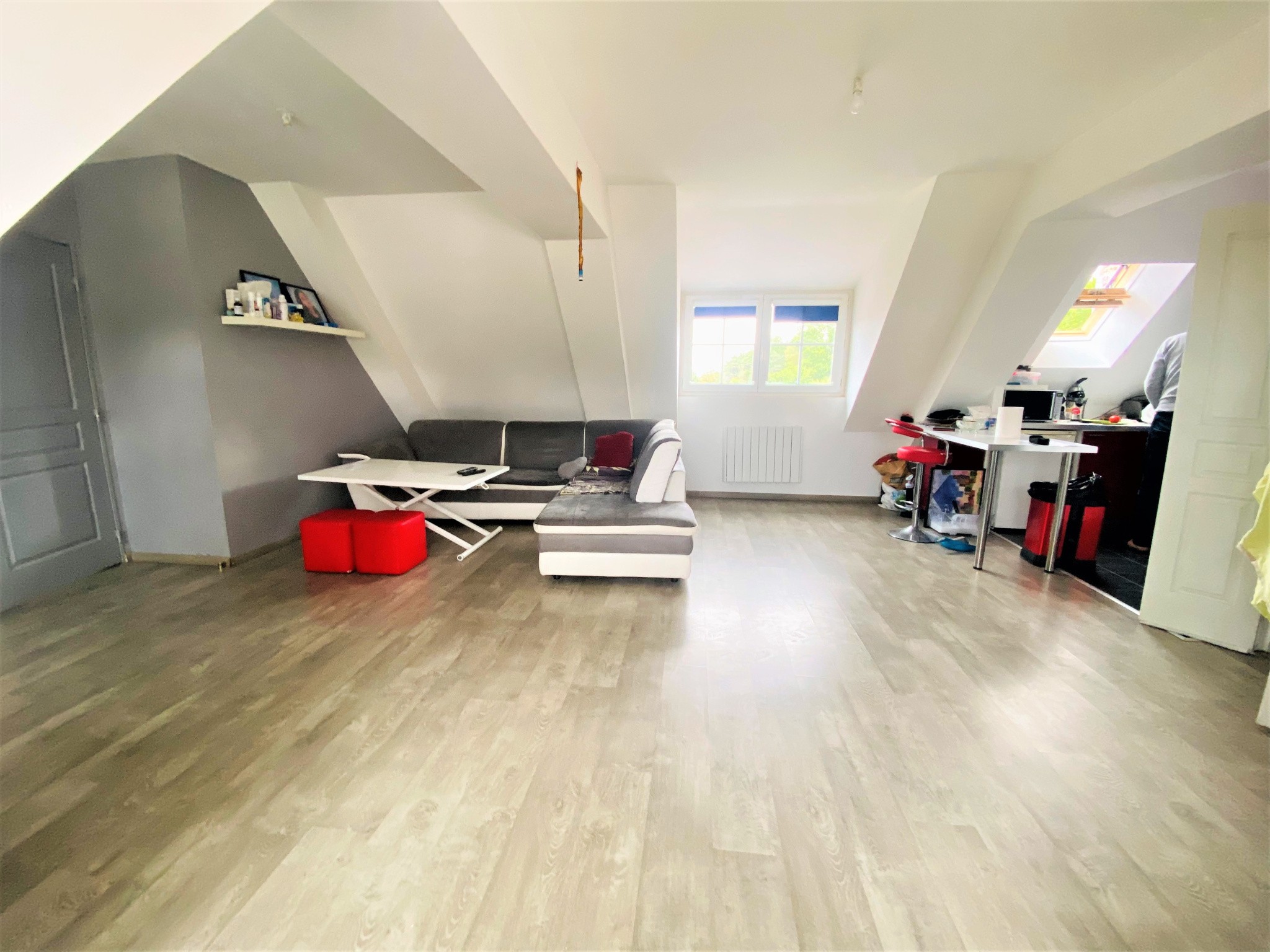 Appartement de 3 pièces avec 2 places de parking à Saint witz. Vendu loué. — photo 2