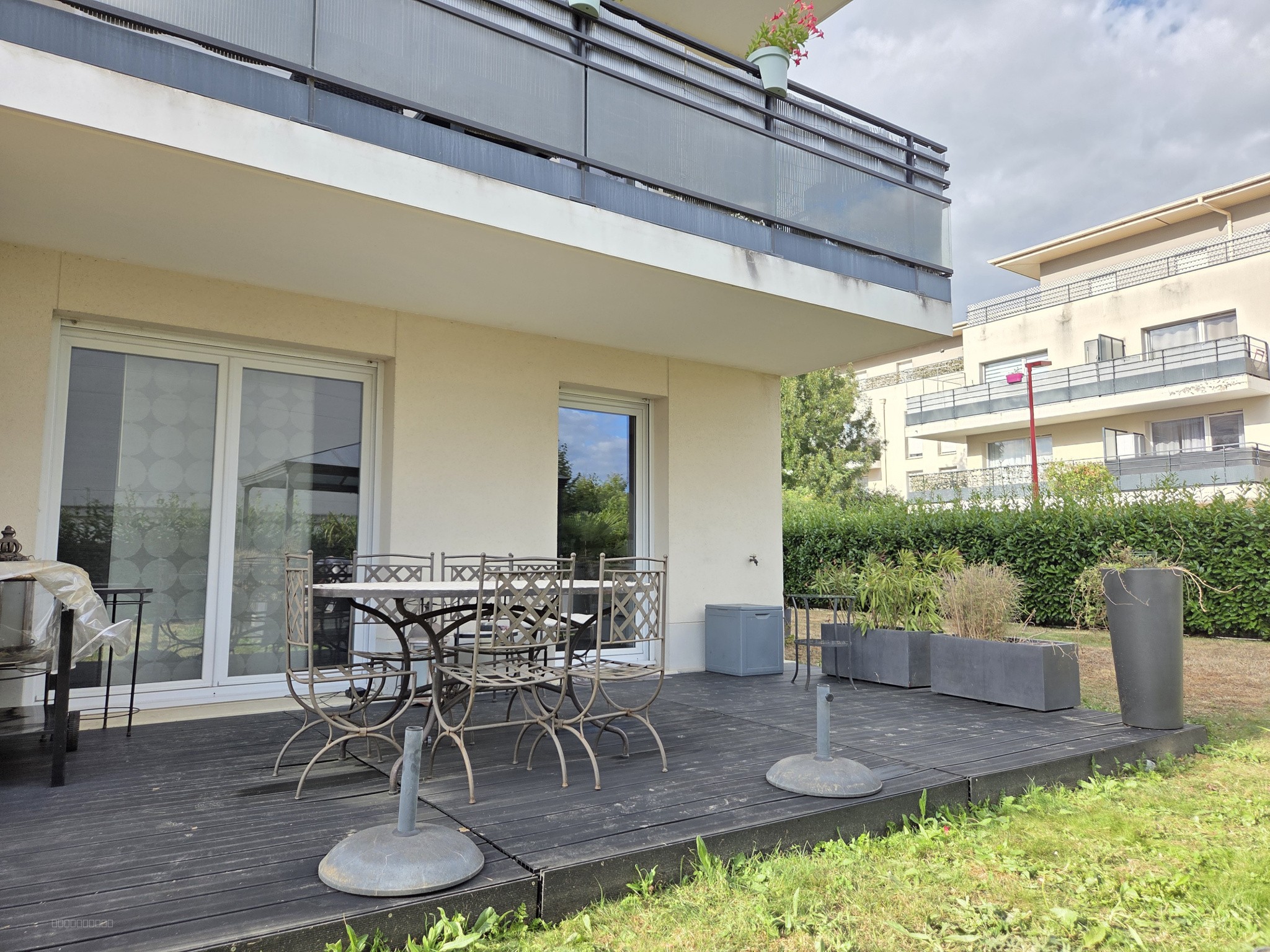 VILLERON SUPERBE  APPARTEMENT DE 3 PIECES AVEC JARDIN ET TERRASSE ET 2 PLACES DE PARKING — photo 2