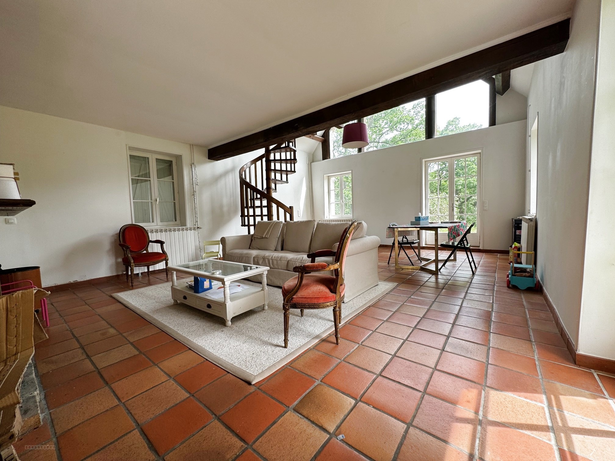 Maison en pierre de 6 pièces à PLAILLY à louer — photo 2
