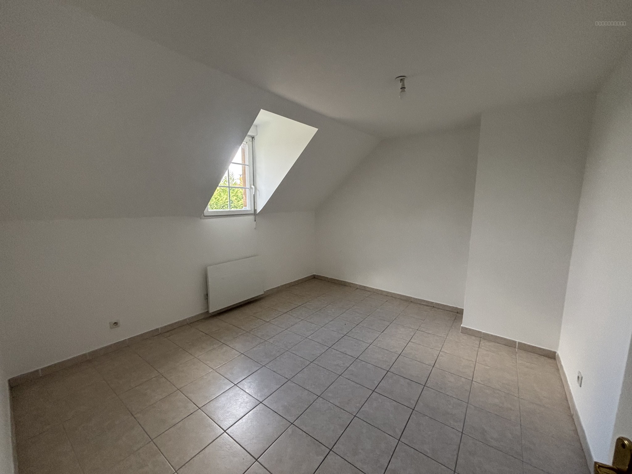 A Mortefontaine, Maison de 4 pièces de 102 mètres carré — photo 5