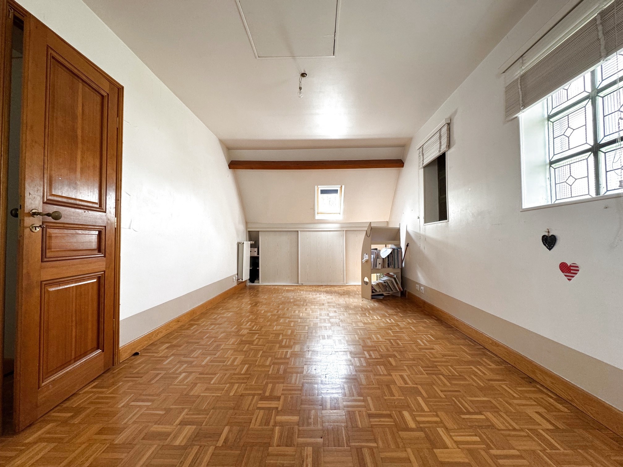 Plailly, Maison individuelle élevée sur sous sol aménagé et terrain de 839 m2 — photo 6