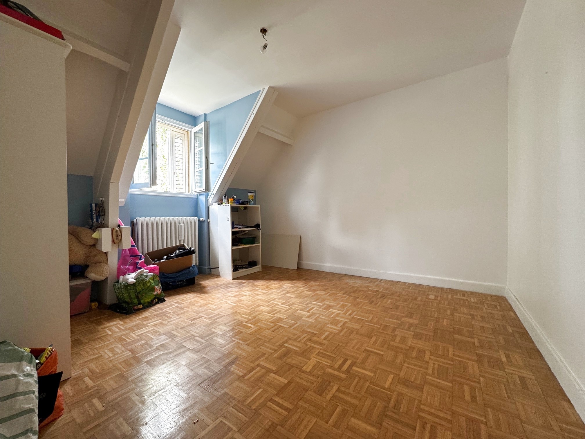 Plailly, Maison individuelle élevée sur sous sol aménagé et terrain de 839 m2 — photo 7