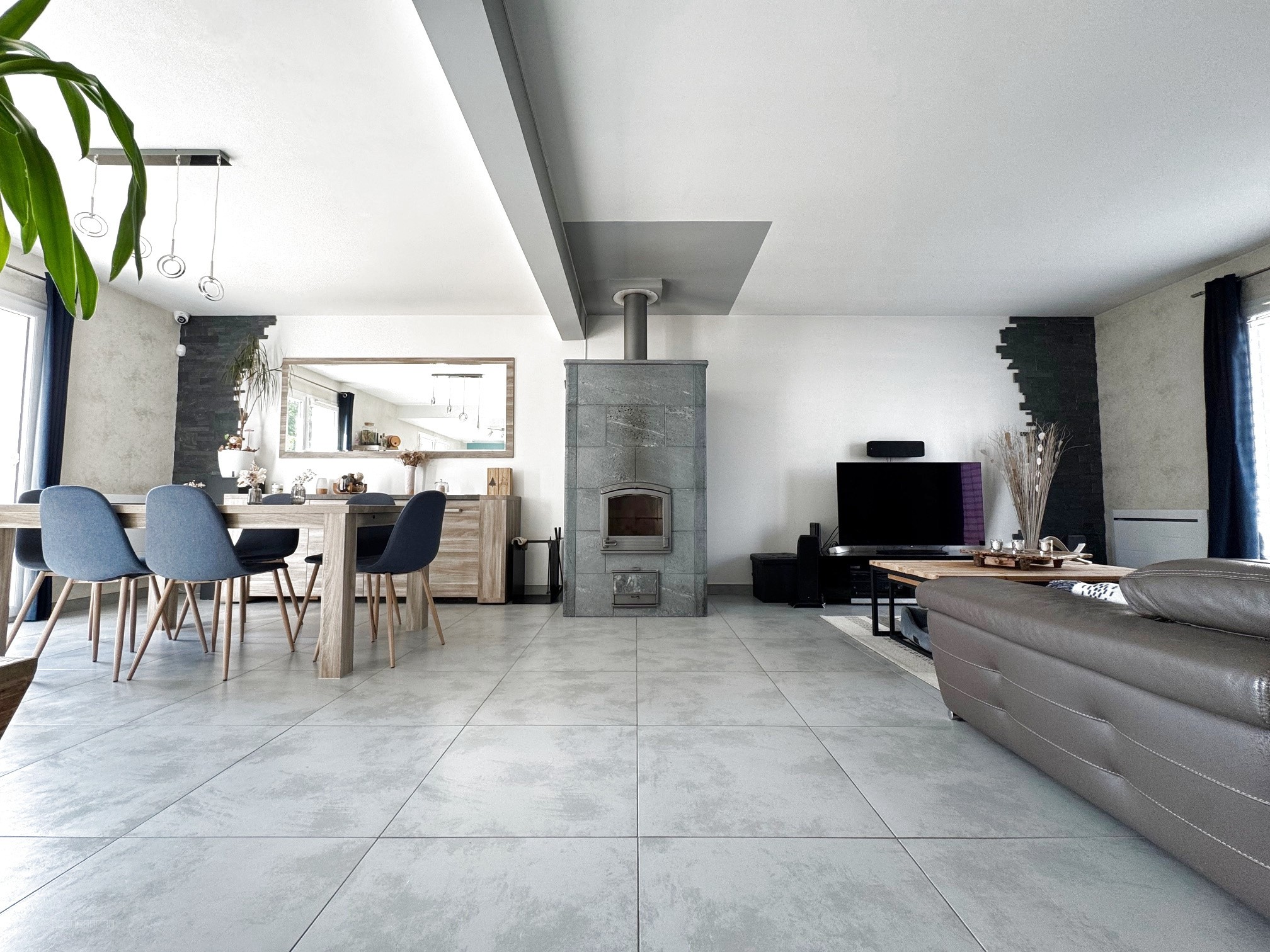 VEMARS, Belle maison de 6 pièces de 157 m2 habitable sur 956 m2 de terrain — photo 2