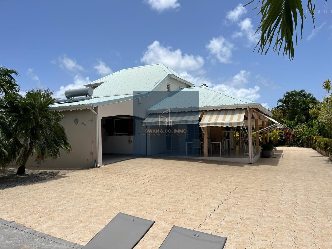 Villa avec piscine & spa   Carbet avec cuisine   Garage   Terrain de 1 218 m2   Quartier résidentiel calme — photo 3