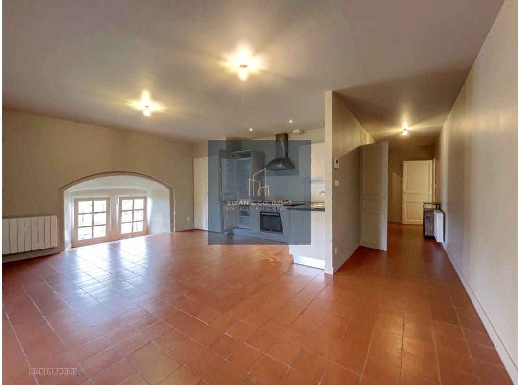 Un appartement d’exception triplex en rez-de-chaussée dans un domaine avec places de parking et terrasse — photo 2
