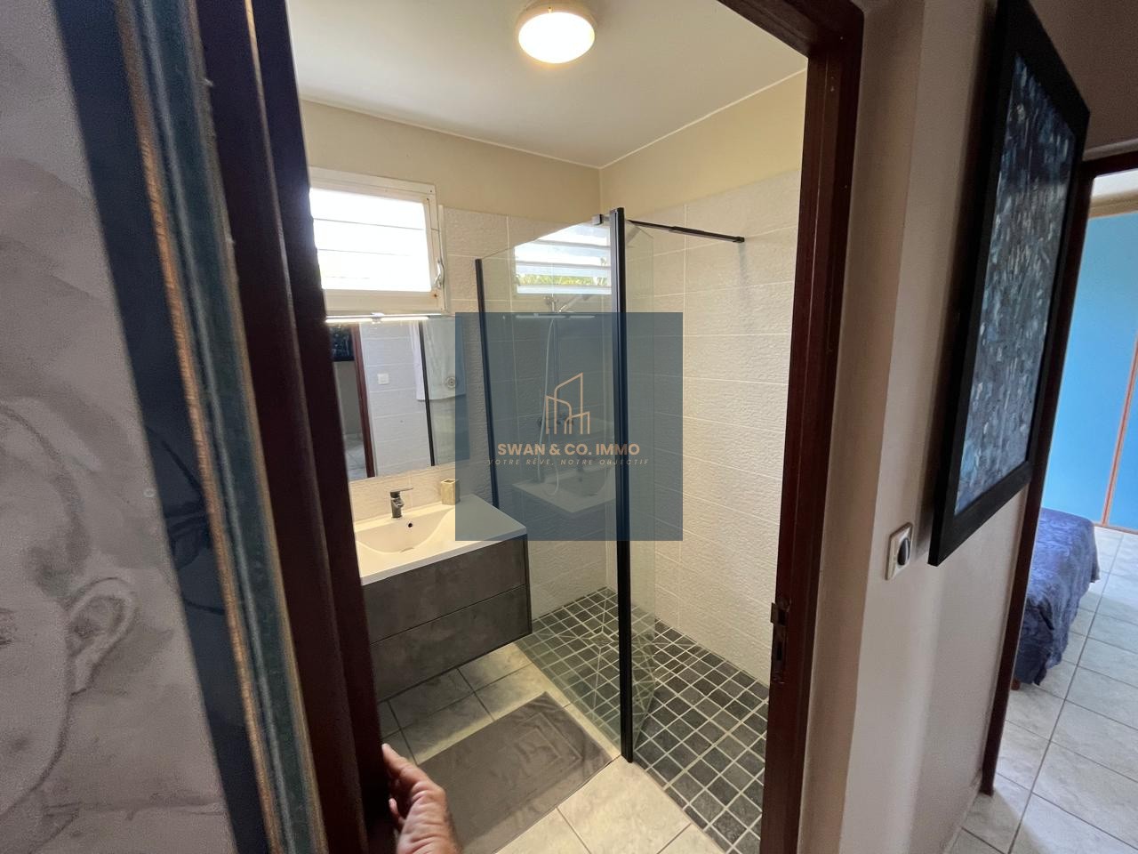 Villa avec piscine & spa   Carbet avec cuisine   Garage   Terrain de 1 218 m2   Quartier résidentiel calme — photo 17