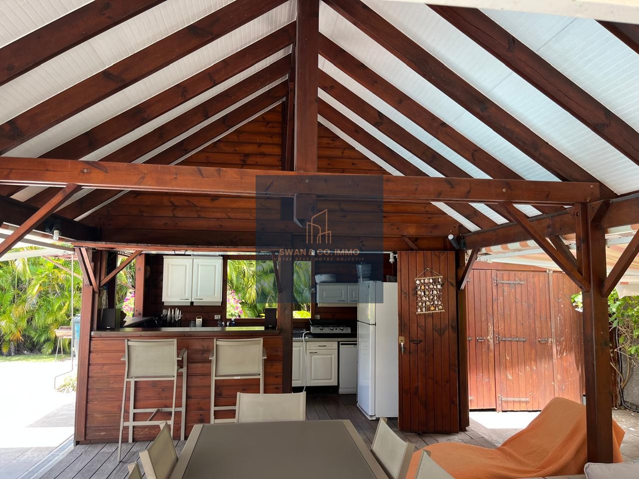Villa avec piscine & spa   Carbet avec cuisine   Garage   Terrain de 1 218 m2   Quartier résidentiel calme — photo 6
