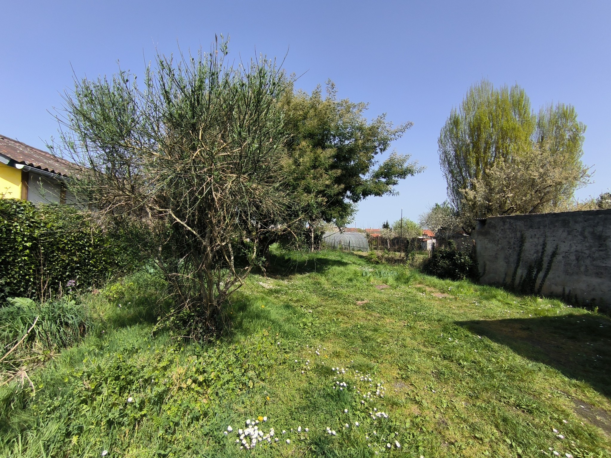 Rezé Blordière. Longère de 80 m2 sur 730 m2 de parcelle. 278 950  € FAI — photo 2