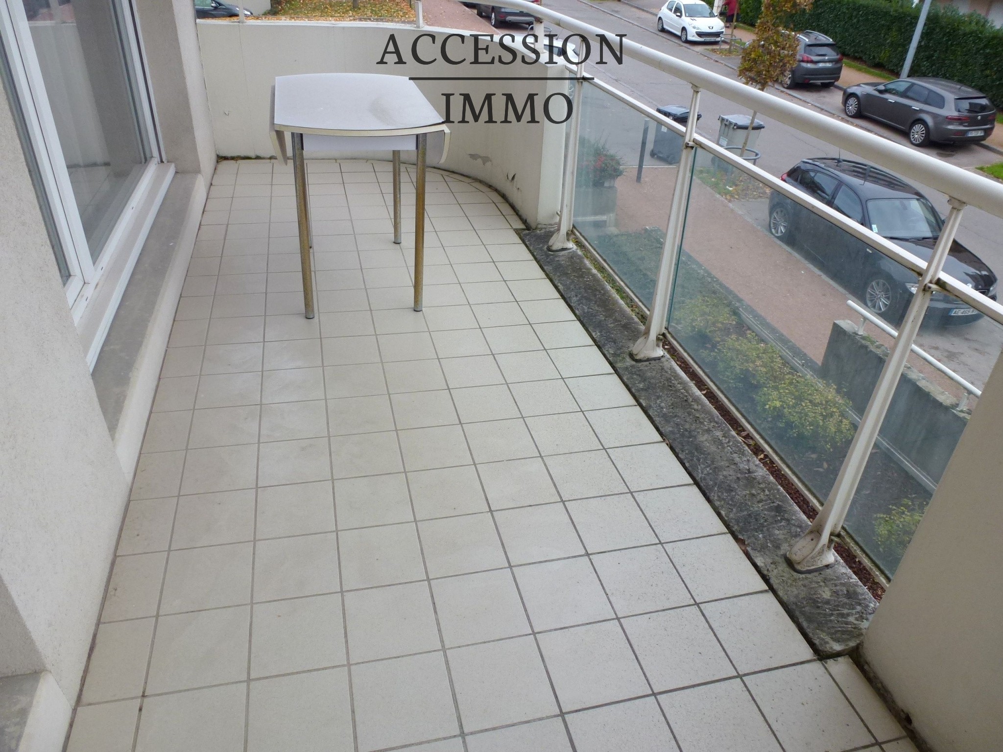 * Pour Investisseur * T2 loué Dijon TOISON D'OR avec GARAGE — photo 4