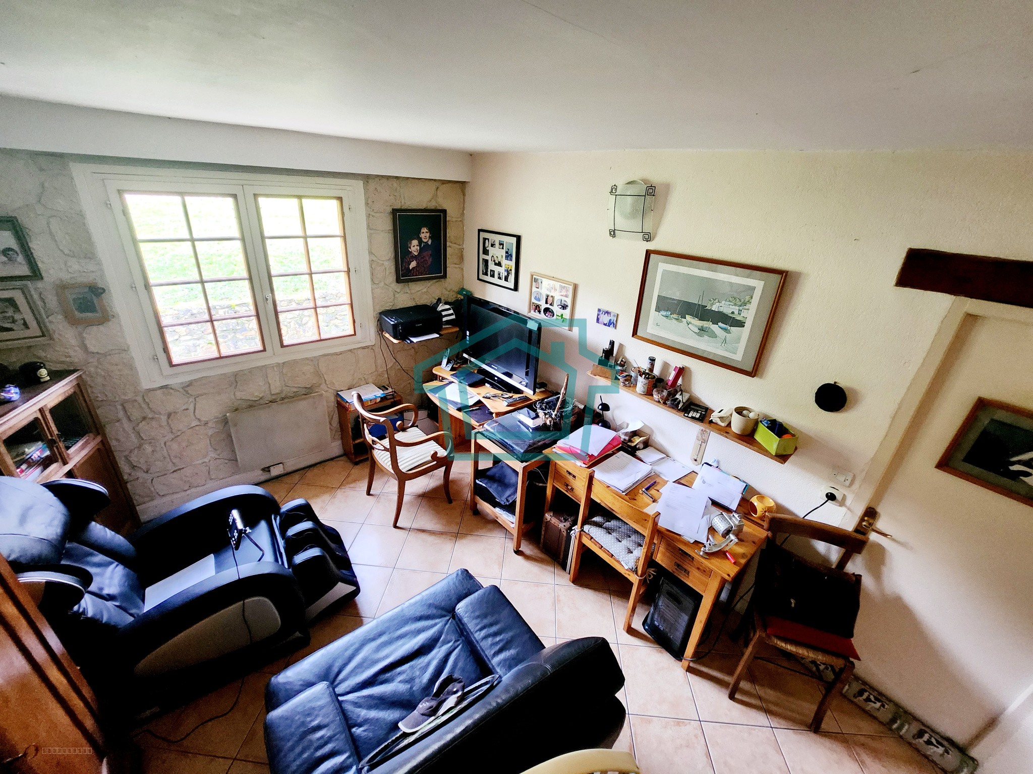 Maison de 170 m2 sur 4000 m2 de terrain - VILLETTE — photo 8