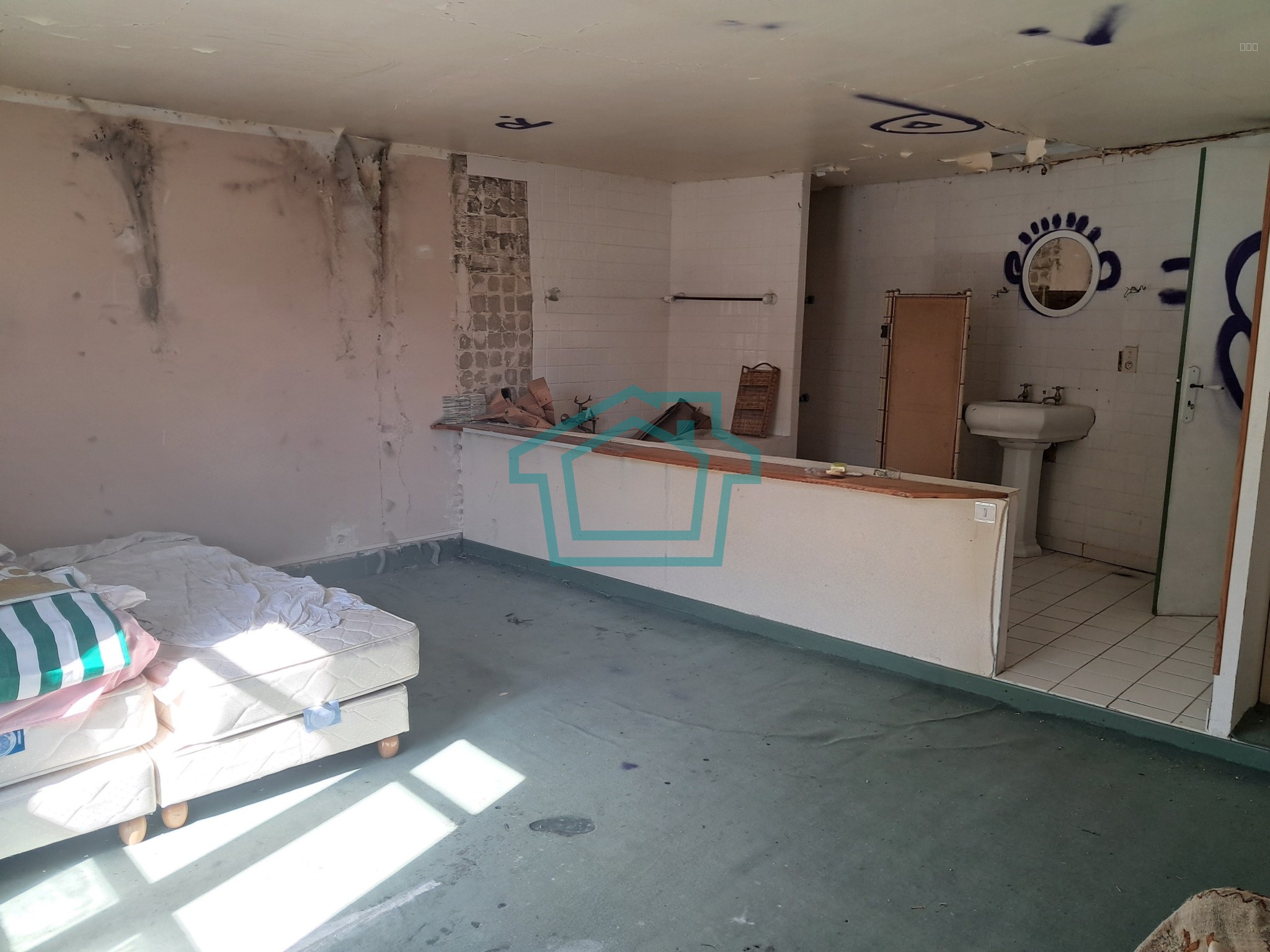 Maison à rénover entièrement - Montfort l'amaury proche — photo 5