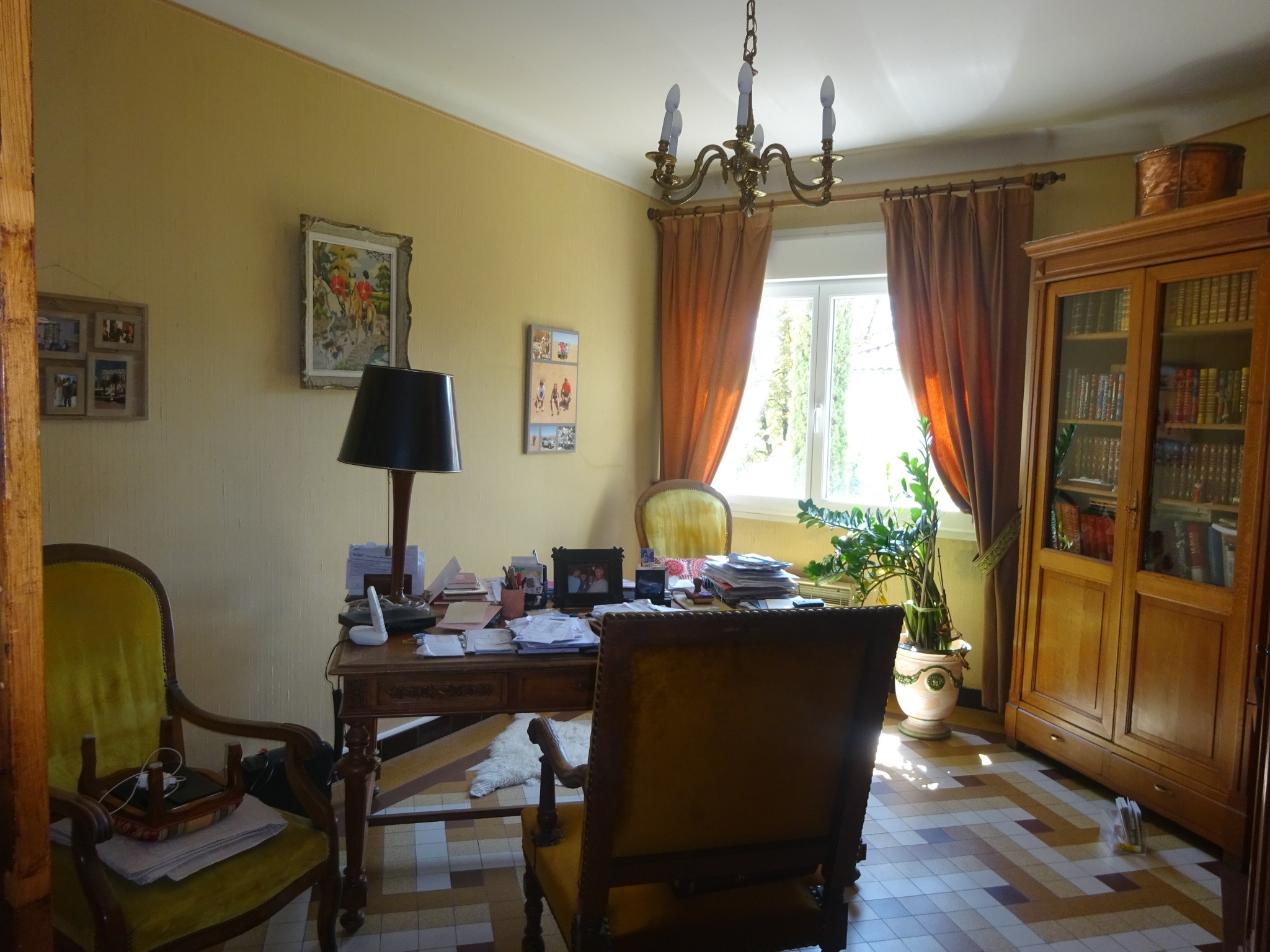 Centre ville , Grand appartement en vente avec terrasse à Alès — photo 9