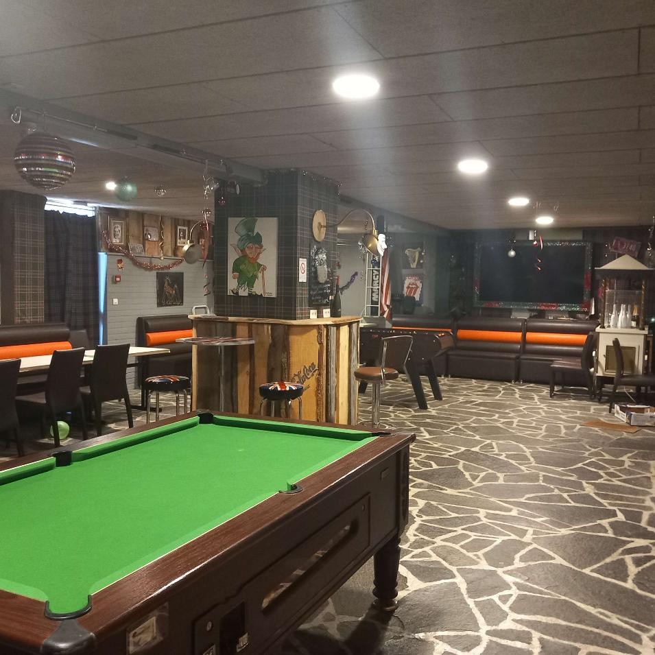 Hotel, Gîte, Restaurant, Salle de Sport Pub musical Hammam , Station de loisirs du mont Lozère ( Ski et Eté ) — photo 2