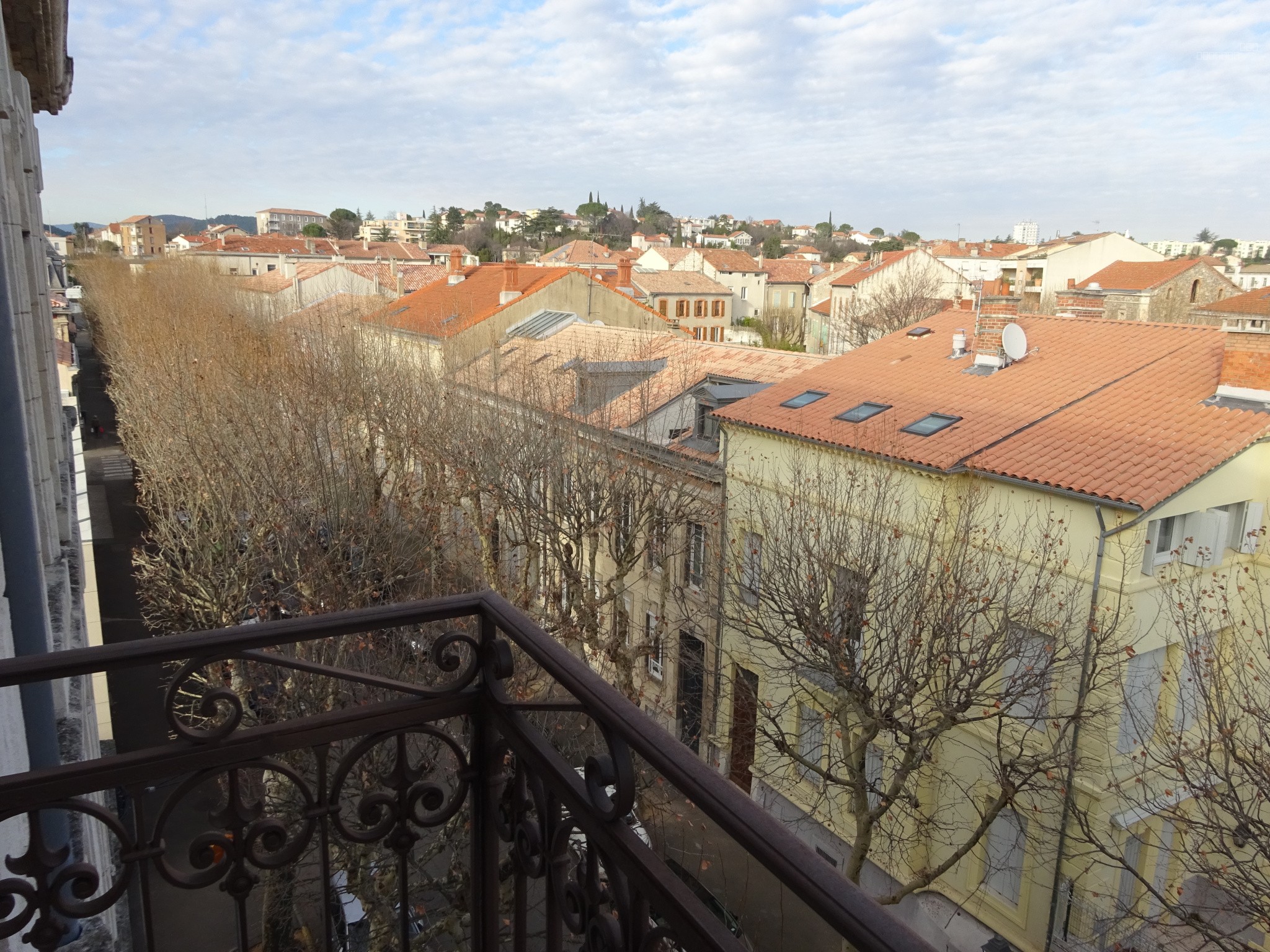LOCATION APPARTEMENT 3 CHAMBRES, 99 M2 HABITABLES — photo 9