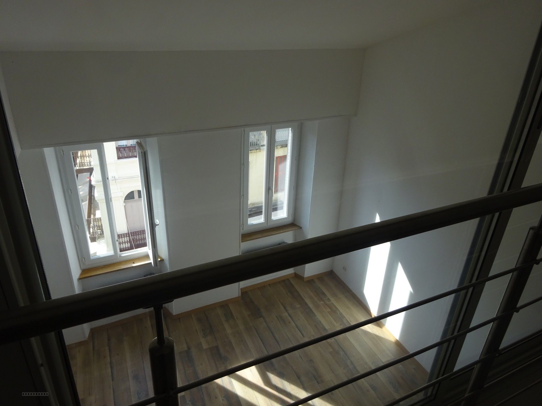 Alès, Plein-Centre ville, Duplex trois chambres — photo 6