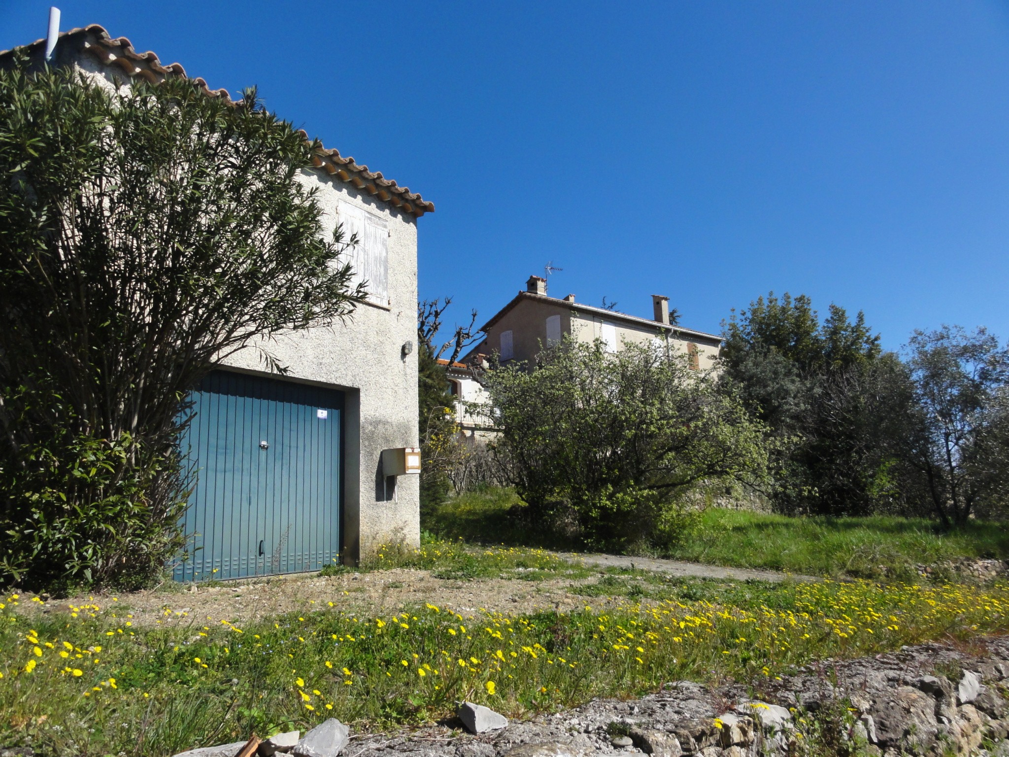 Rousson au calme 2800m2 constructible pour une maison — photo 10