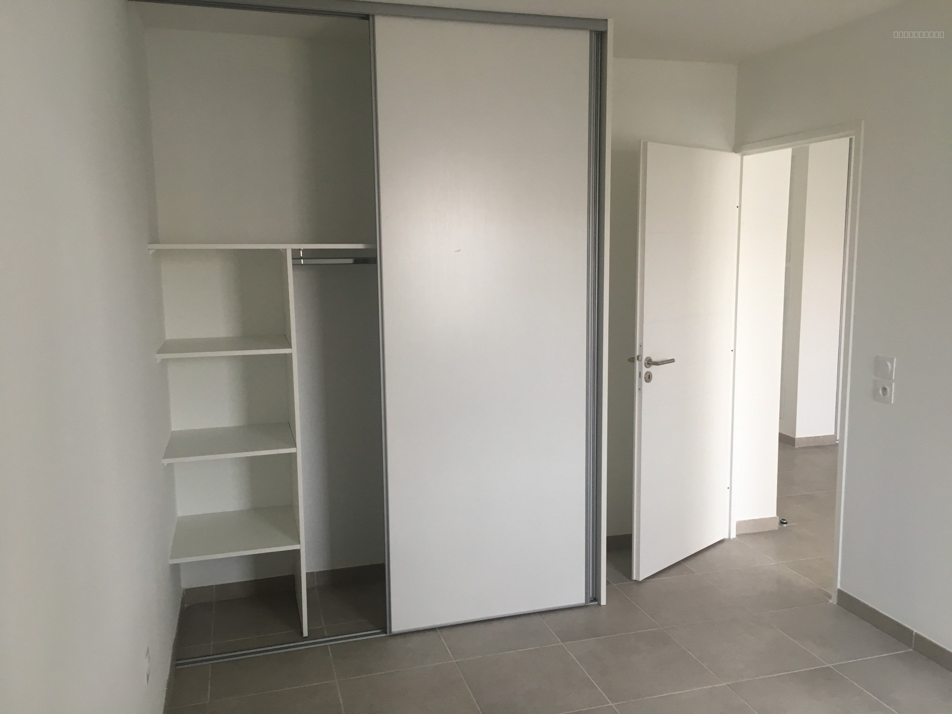 Avec locataire en place, appartement 2 pièces, Montpellier, Résidence Eden Square — photo 7