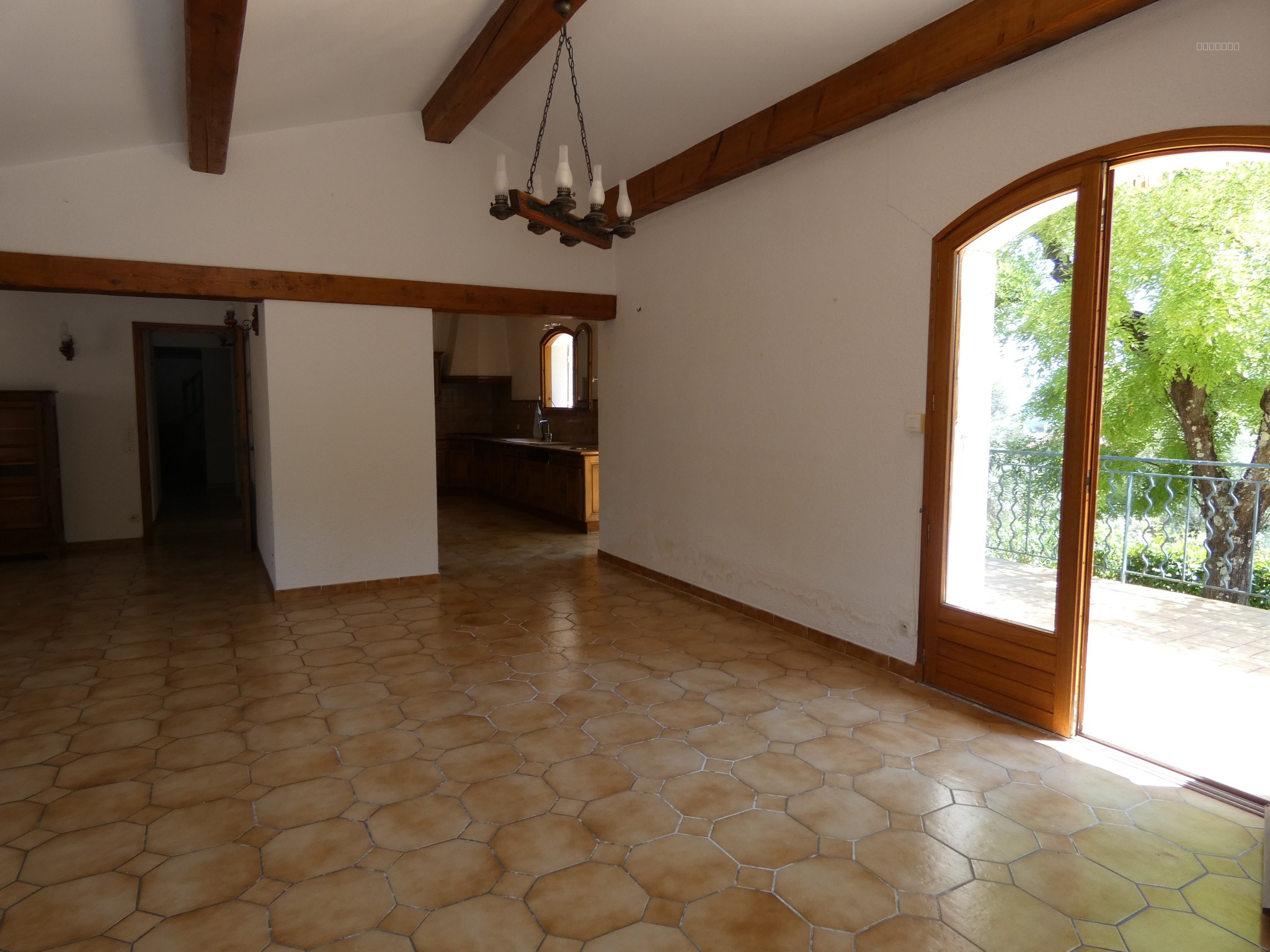 Rousson au calme 2800m2 constructible pour une maison — photo 11