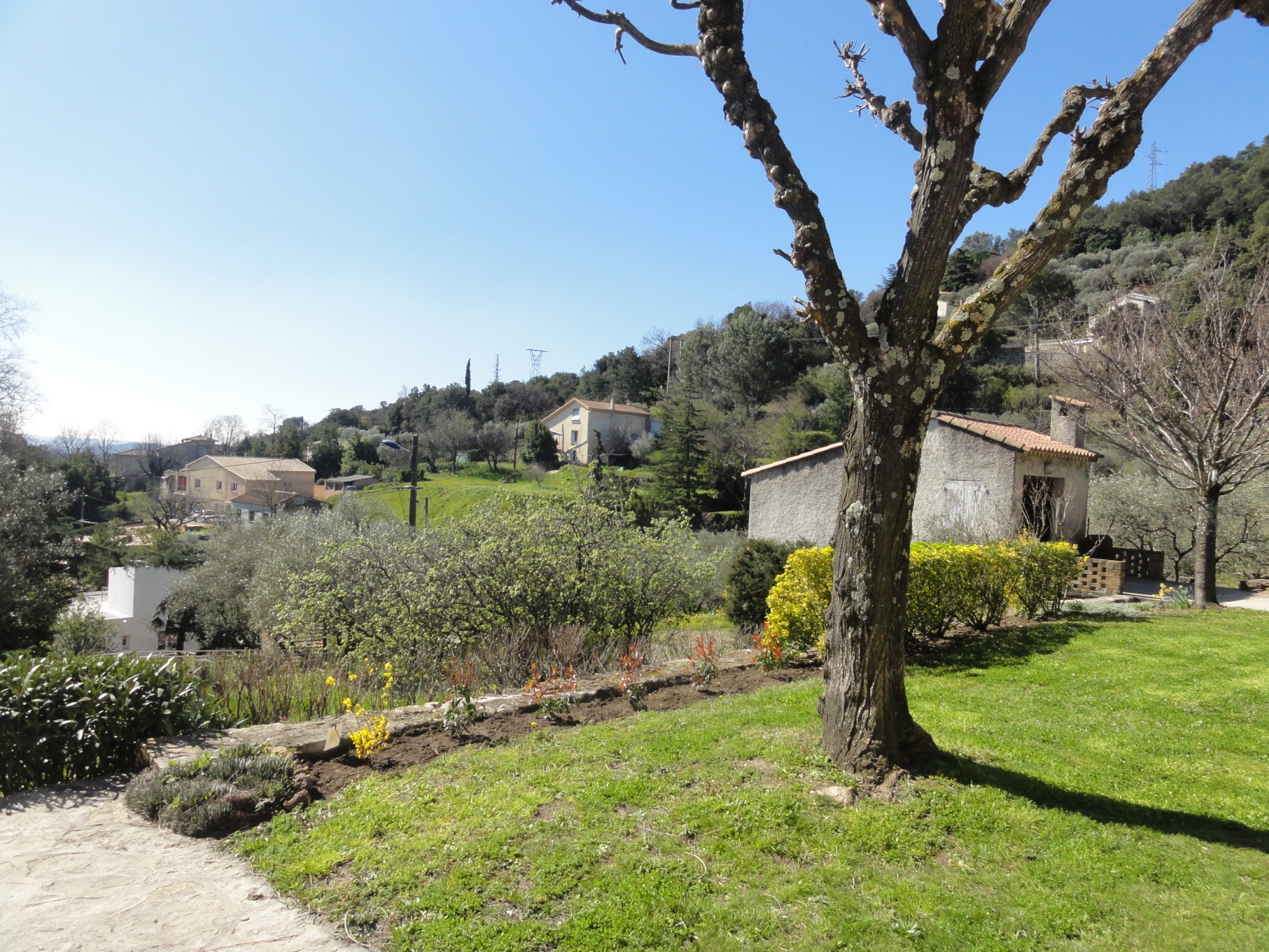 Rousson au calme 2800m2 constructible pour une maison — photo 20