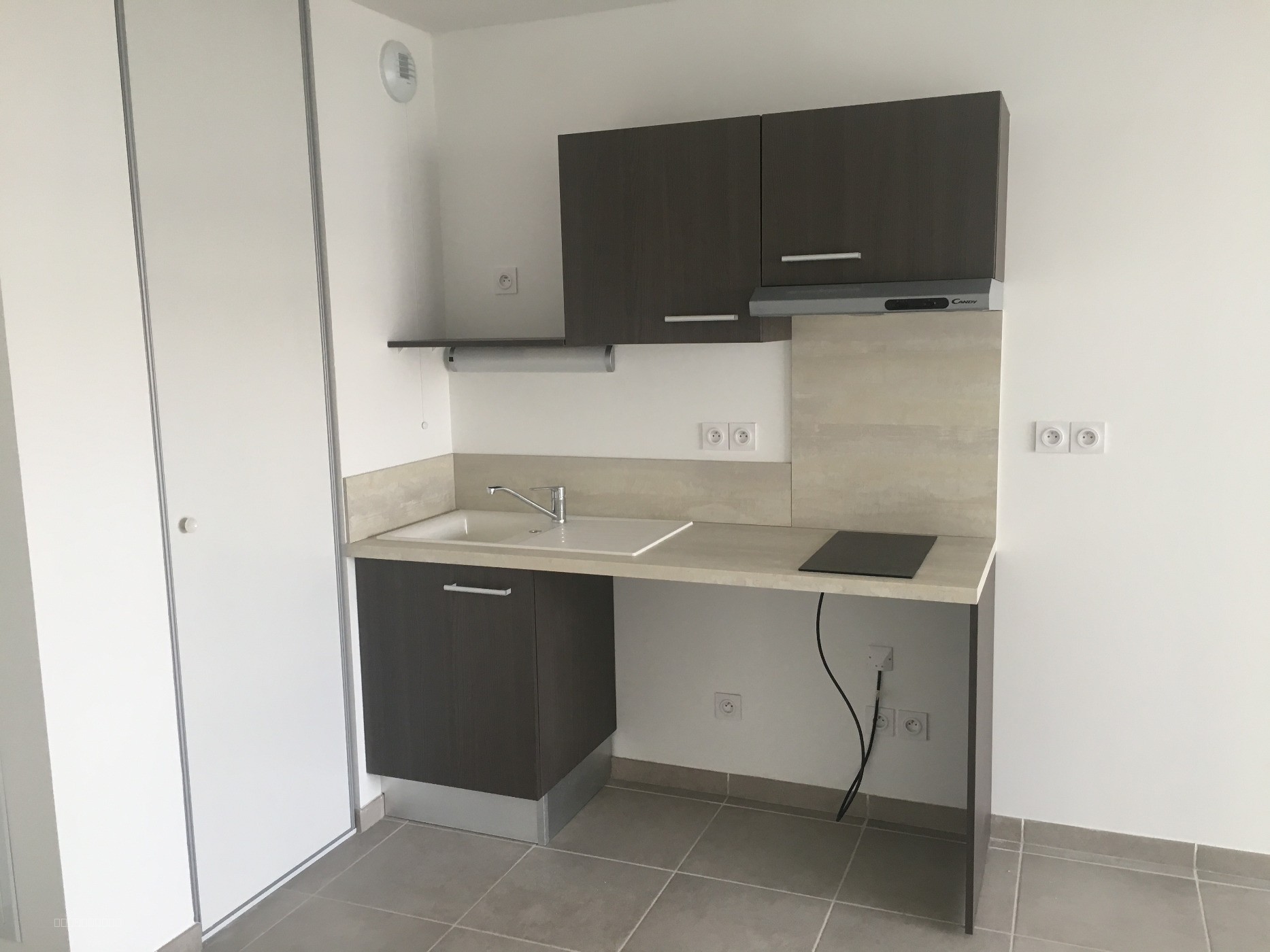 Avec locataire en place, appartement 2 pièces, Montpellier, Résidence Eden Square — photo 4
