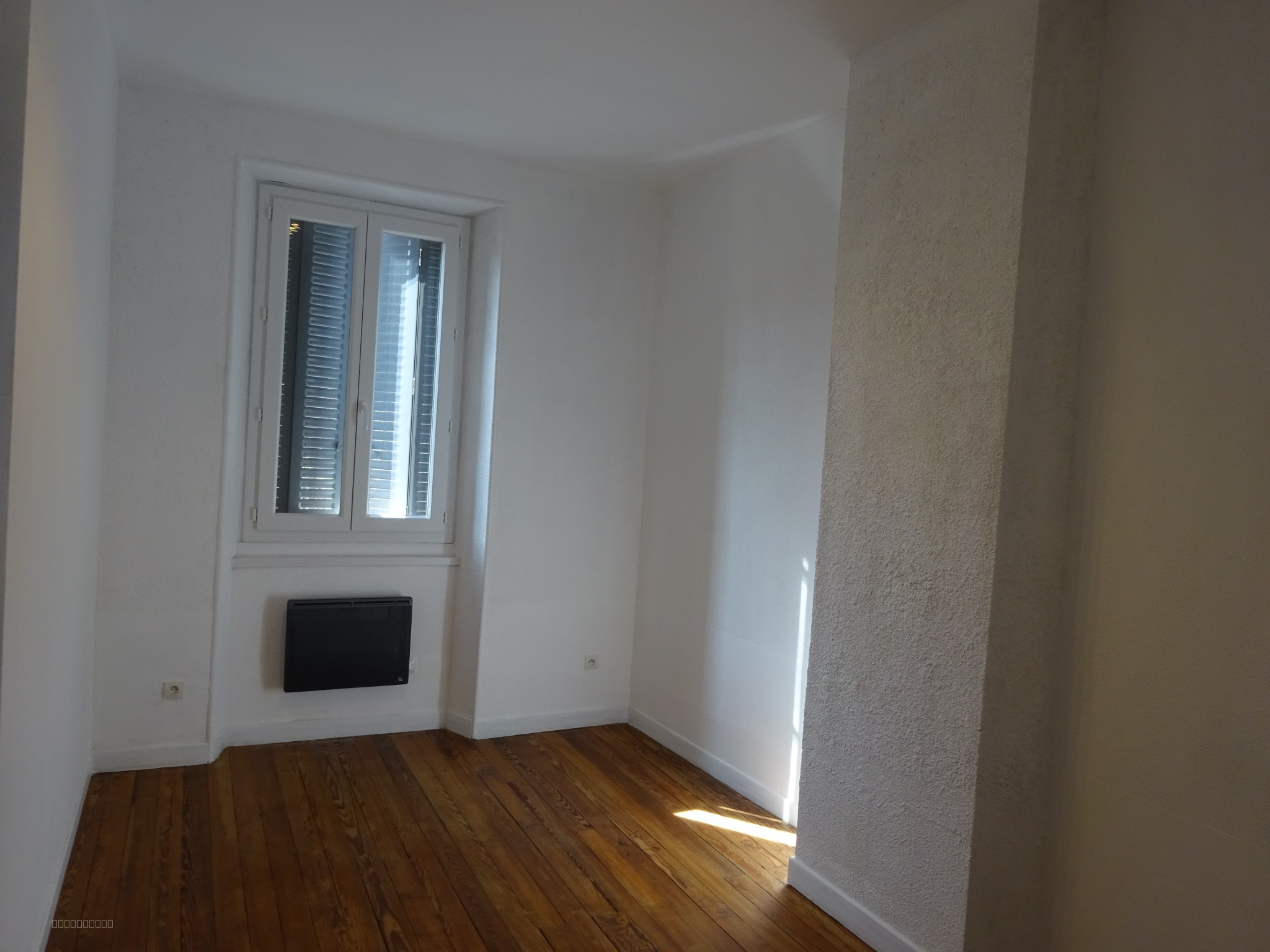 Alès, Plein-Centre ville, Duplex trois chambres — photo 12