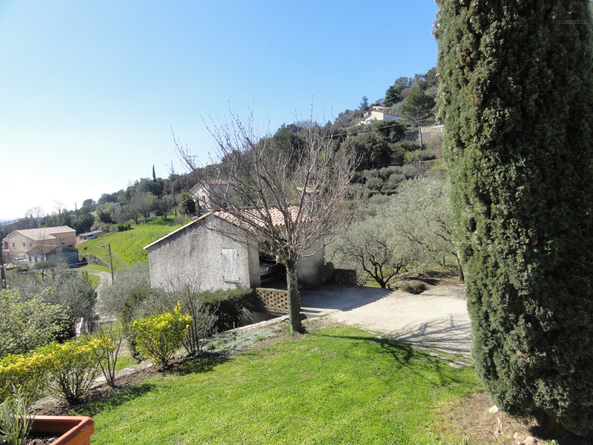 Rousson au calme 2800m2 constructible pour une maison — photo 17