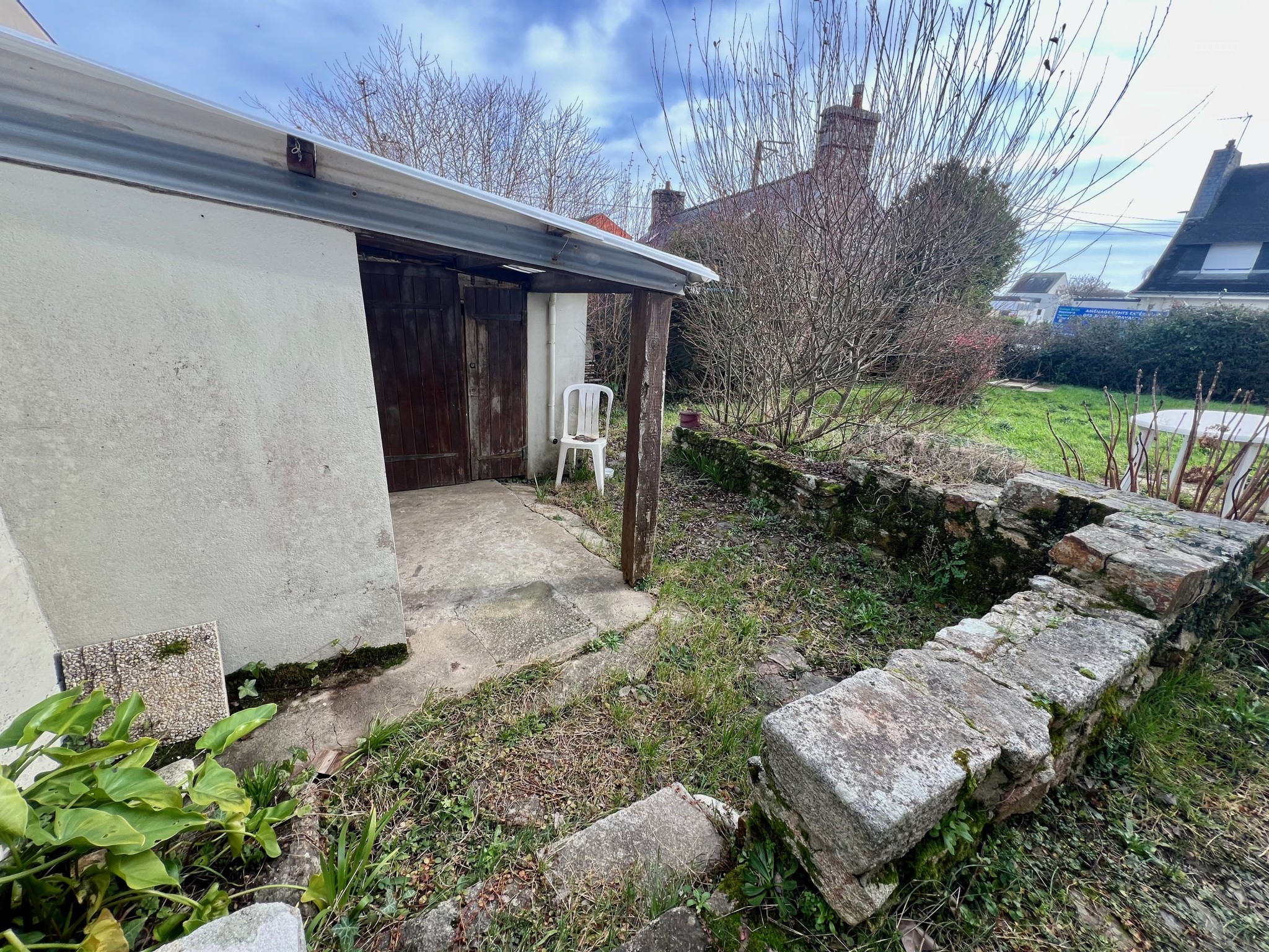 MAISON DE PLAIN PIED EN CENTRE VILLE À RAFRAICHIR — photo 7