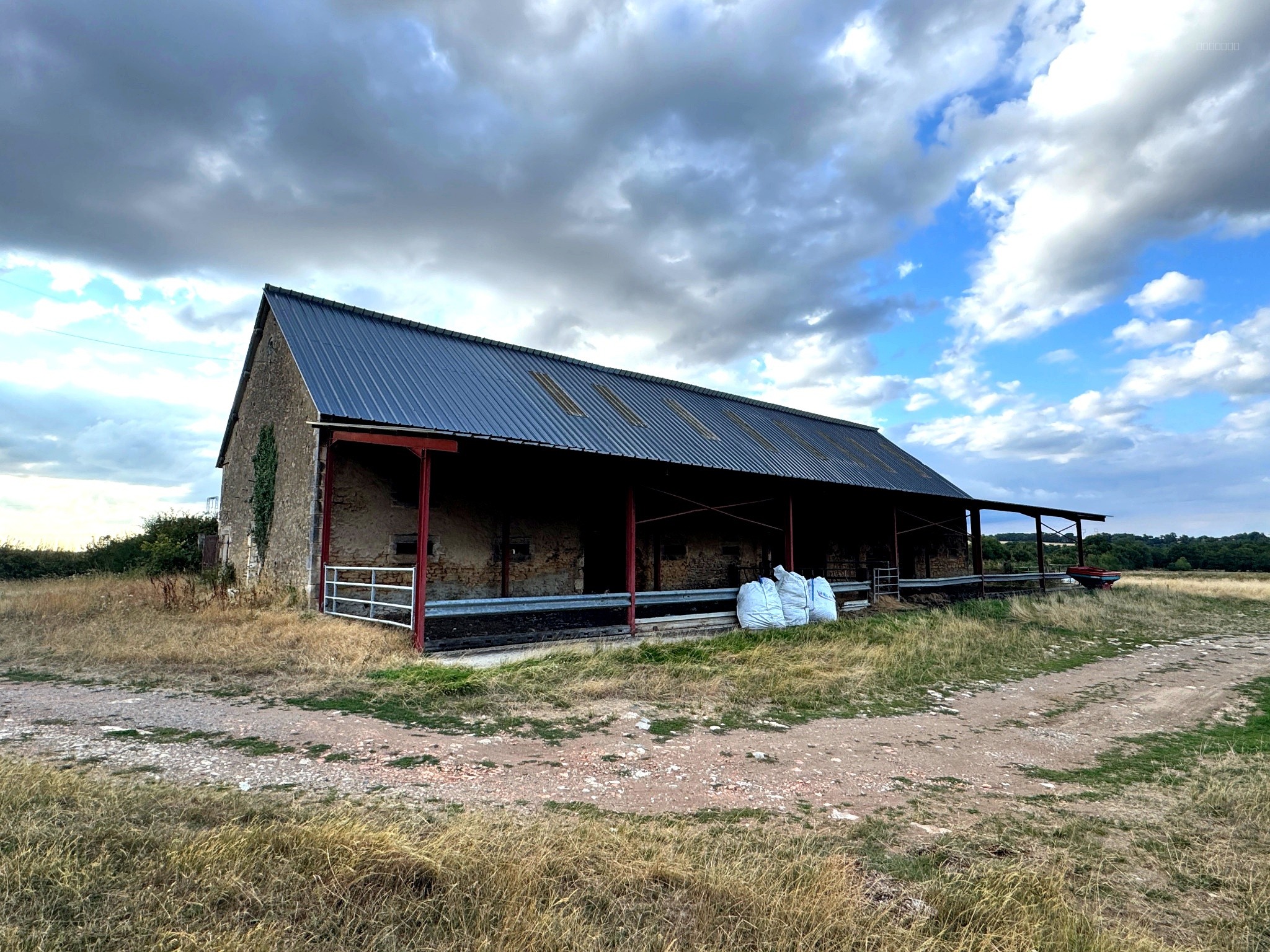 Exploitation agricole d’élevage   132 ha dans le Boischaut Sud (Indre) — photo 5