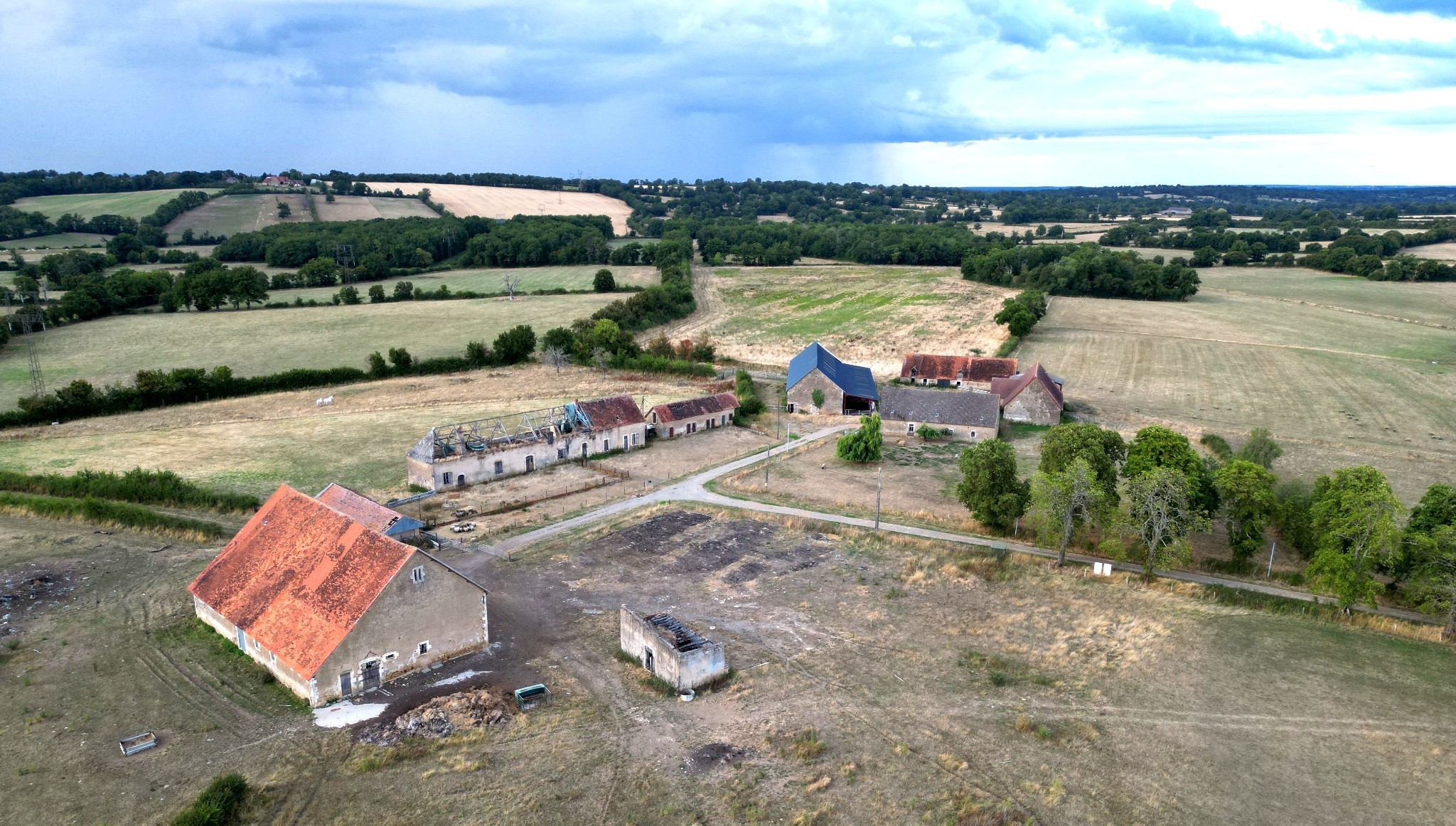 Exploitation agricole d’élevage   108 hectares dans le Boischaut Sud (Indre) — photo 3