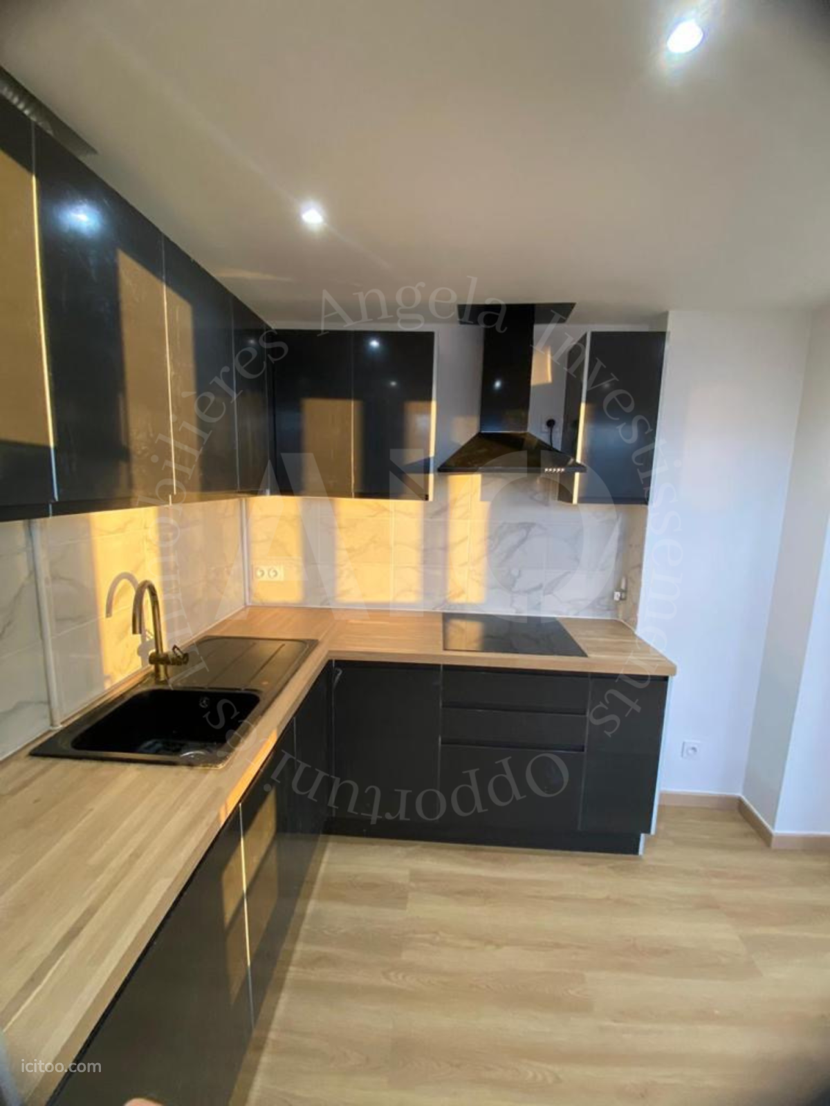 Appartement T4 de 83 m² avec balcon, cave et parking - Sainte Foy Lès Lyon 69110 — photo 4