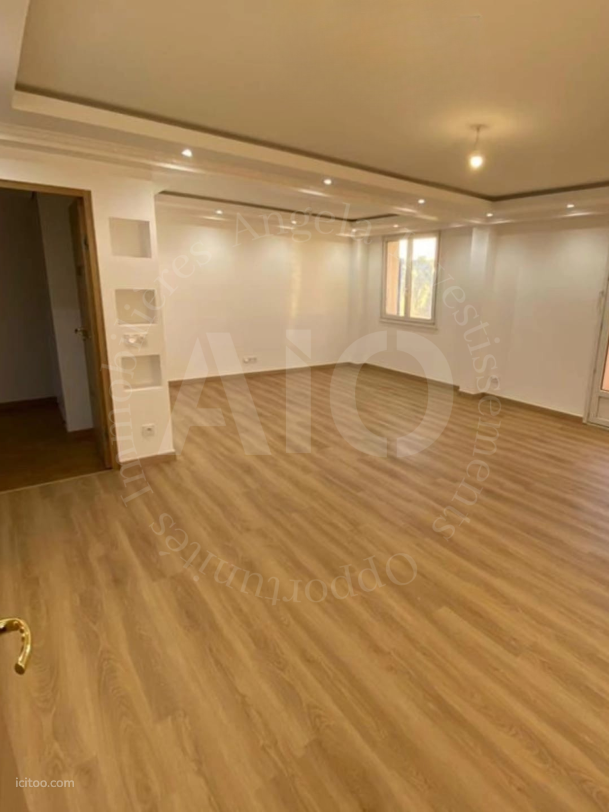 Appartement T4 de 83 m² avec balcon, cave et parking - Sainte Foy Lès Lyon 69110 — photo 6