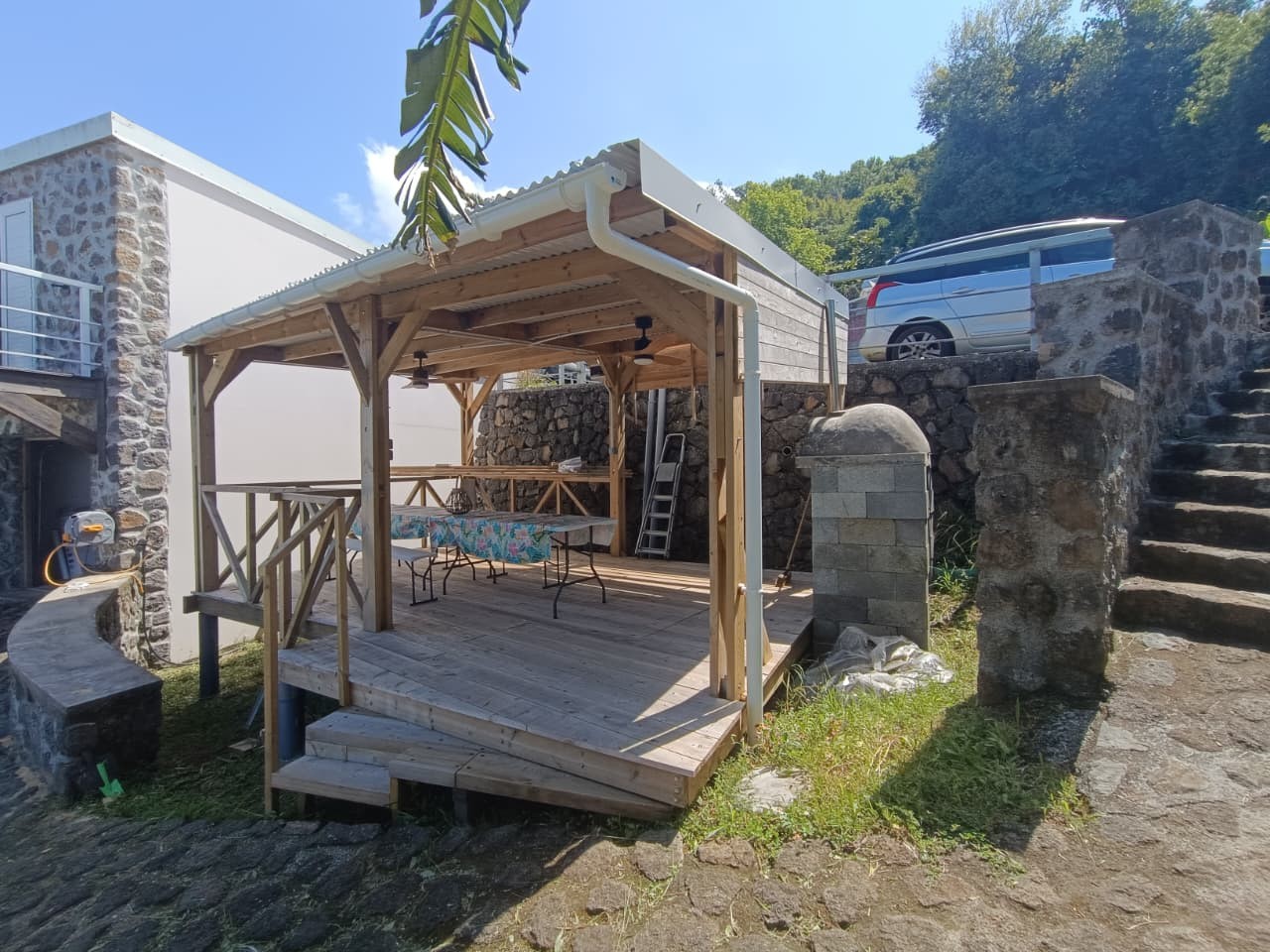 PETITE-ILE / VILLA MODERNE F4 DE 130 M2 SUR UN TERRAIN DE 980 m2 — photo 7