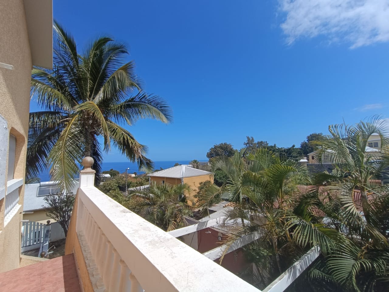 PITON SAINT LEU / IMMEUBLE DE 6 LOGEMENTS — photo 7