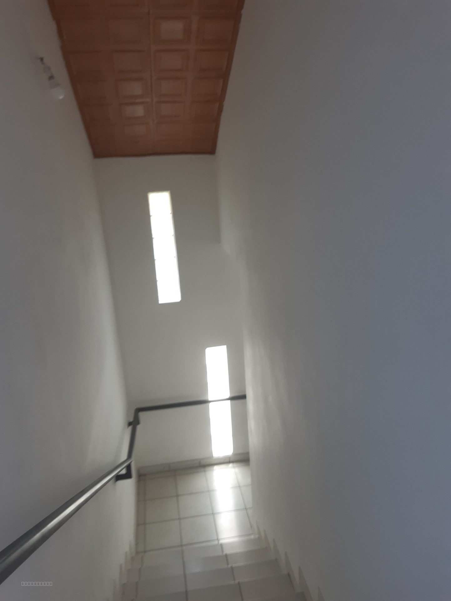 SAINT PIERRE / MAISON F5/6 SUR 835 M2 DE TERRAIN — photo 2