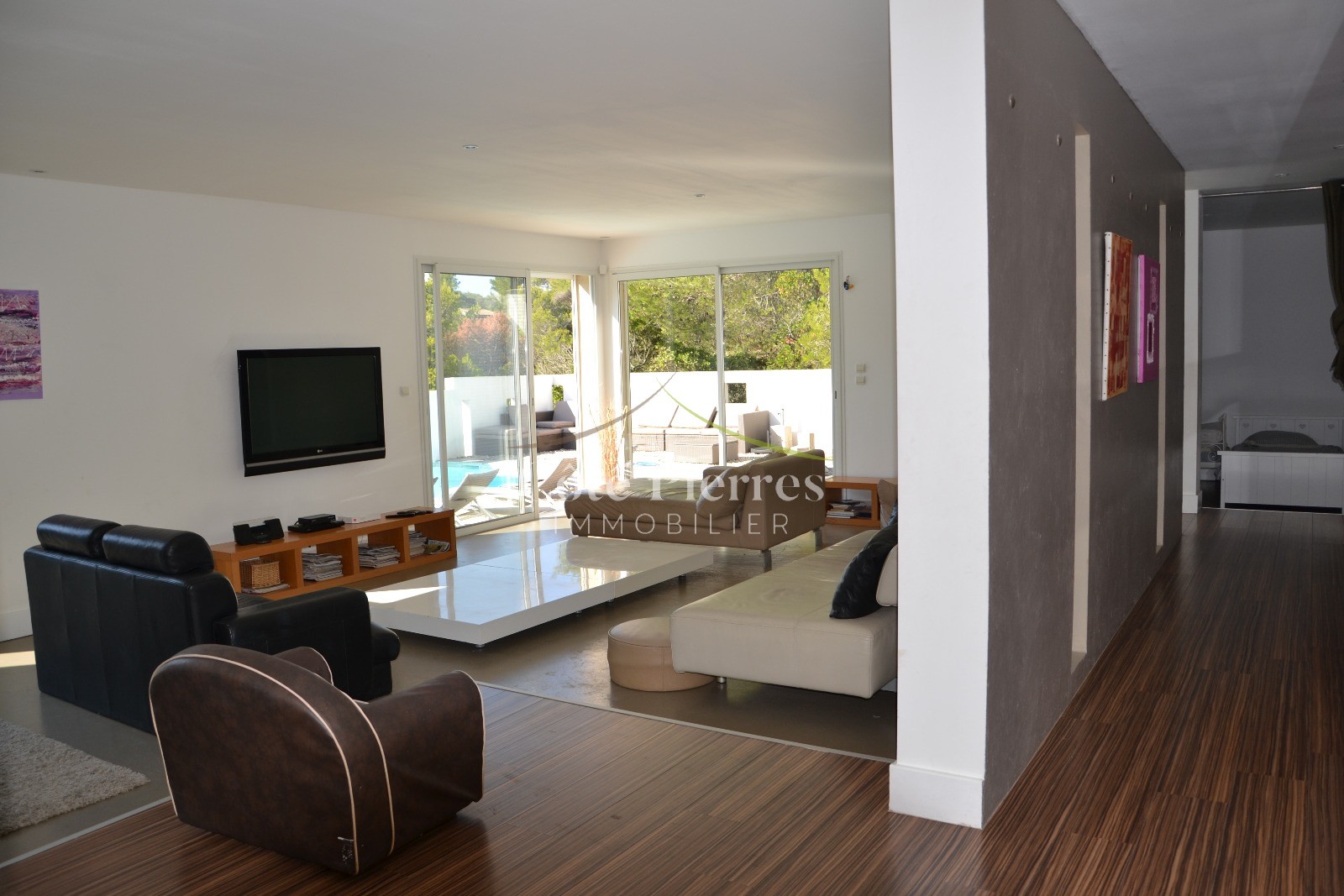 Belle villa contemporaine de 200m2 avec vue Colline Est — photo 5