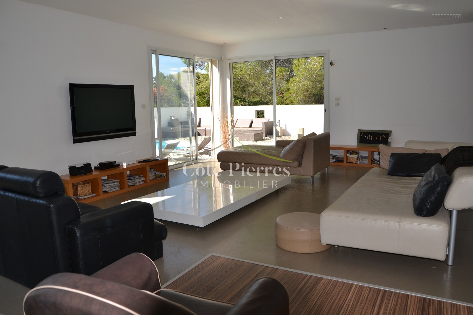 Belle villa contemporaine de 200m2 avec vue Colline Est — photo 3