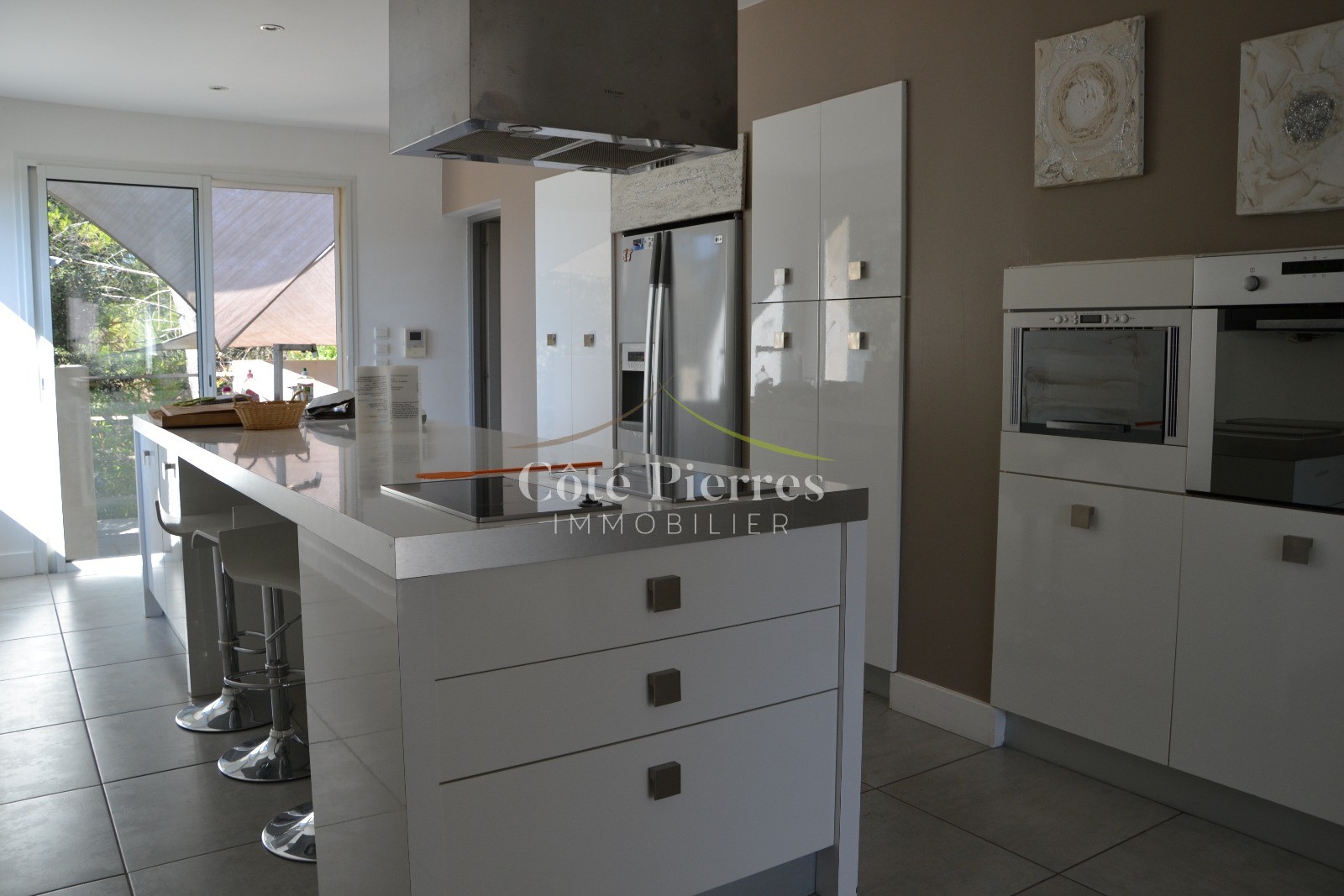 Belle villa contemporaine de 200m2 avec vue Colline Est — photo 4