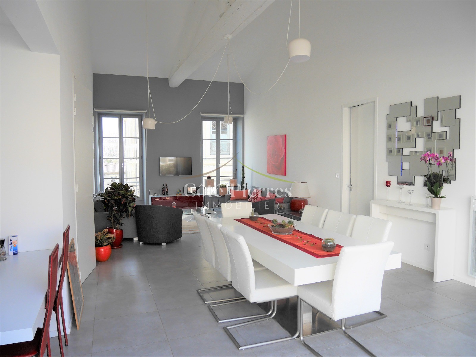 Bel appartement de type 4 en dernier étage idéalement situé proche prefecture avec grande terrasse et ascenseu — photo 2