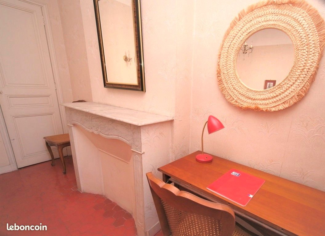 F4 77 m2 Chartreux, Cachet de l'Ancien — photo 4