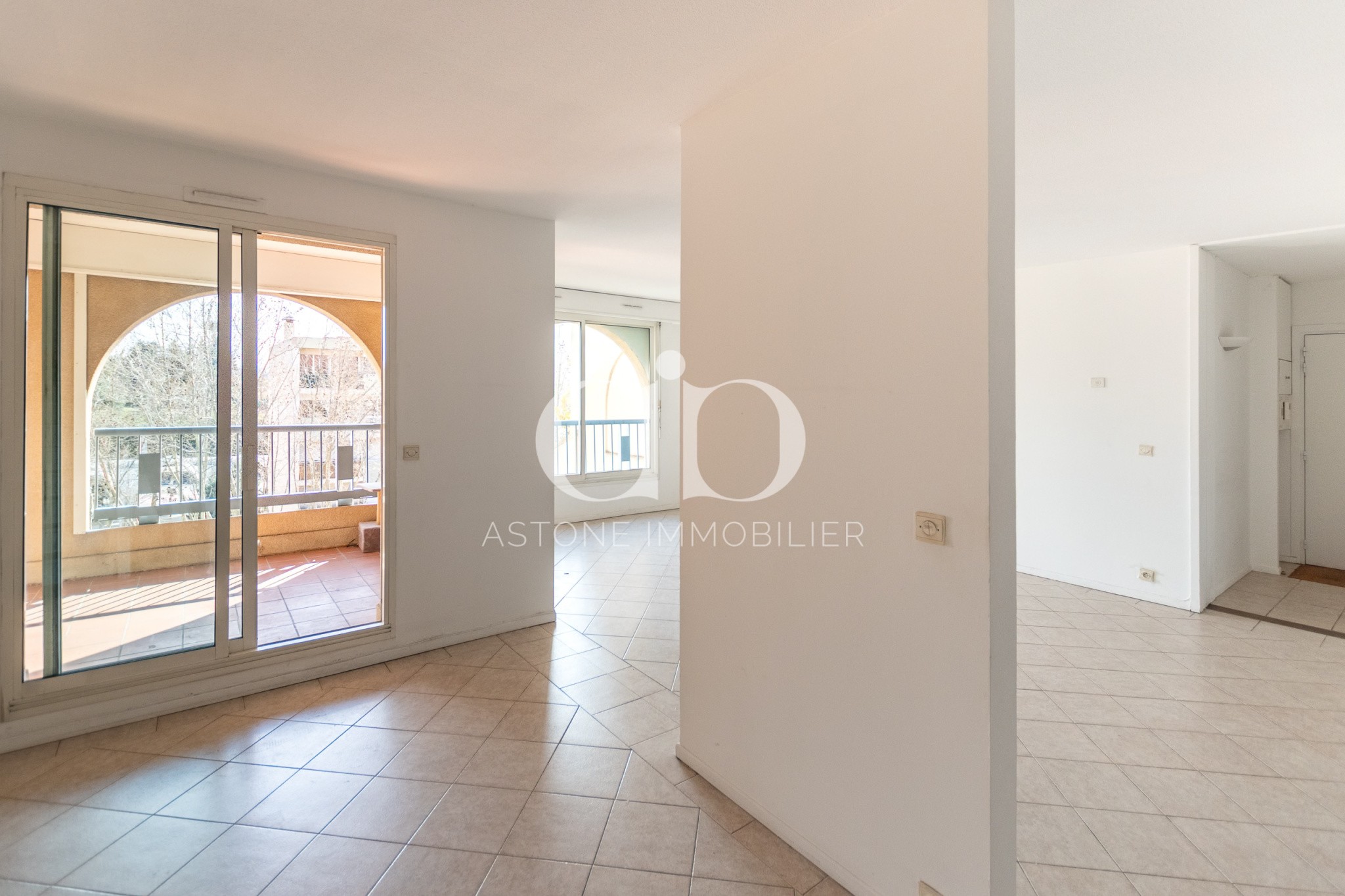 AIX-en-PROVENCE / DUPLEX CENTRE AVEC TERRASSES — photo 17