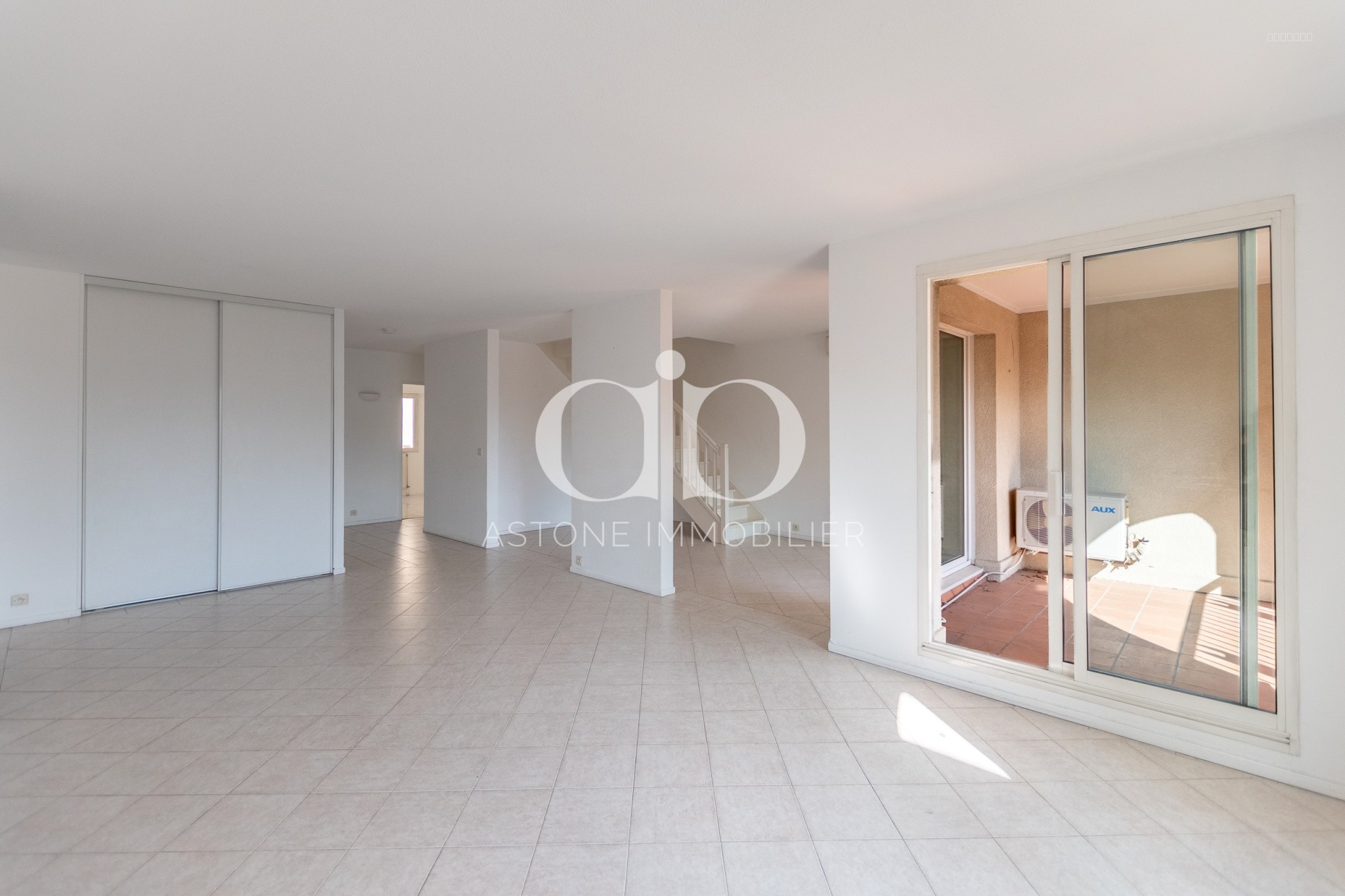 AIX-en-PROVENCE / DUPLEX CENTRE AVEC TERRASSES — photo 15