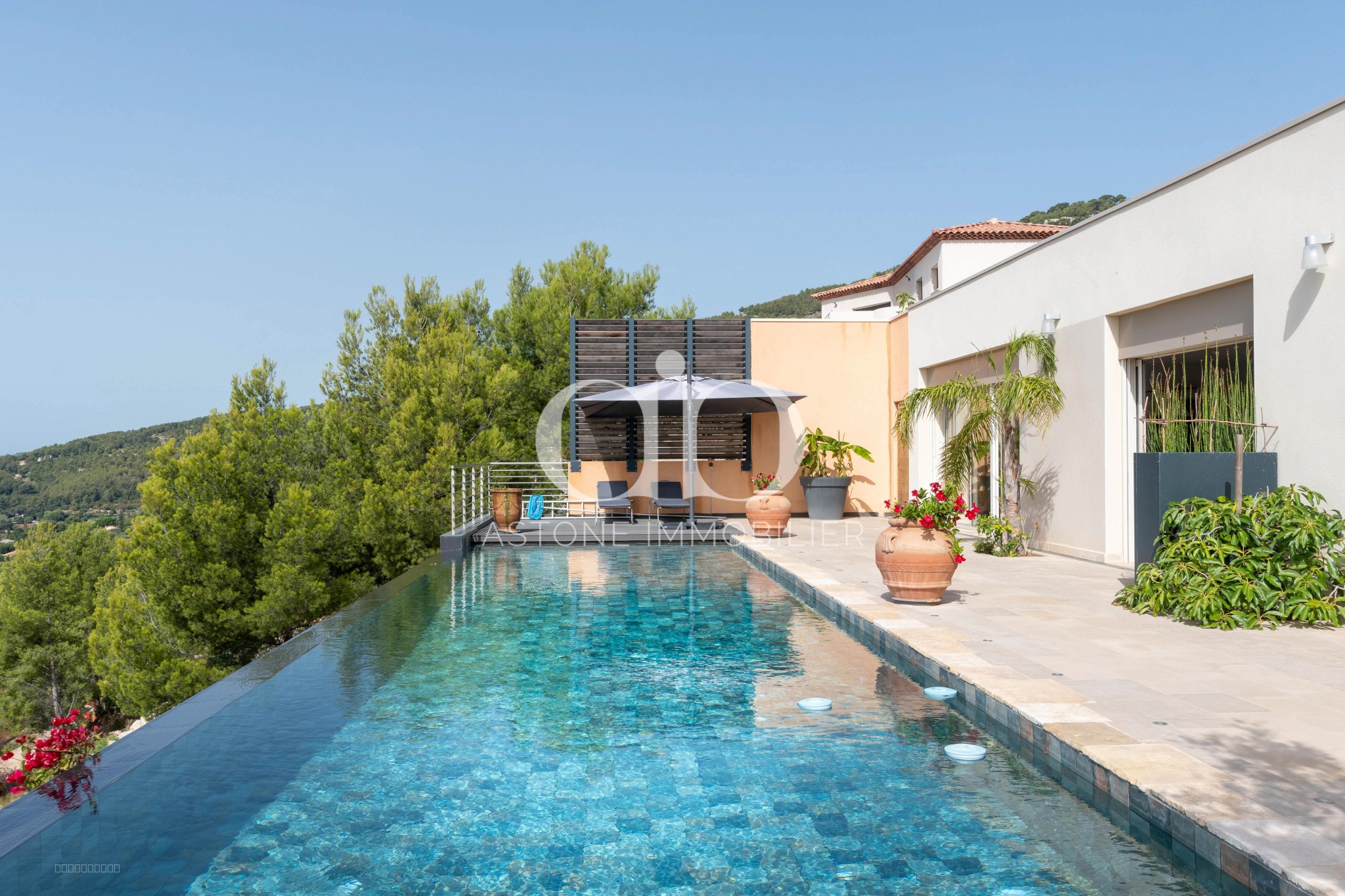 OLLIOULES - PROXIMITE IMMEDIATE DE BANDOL — photo 6